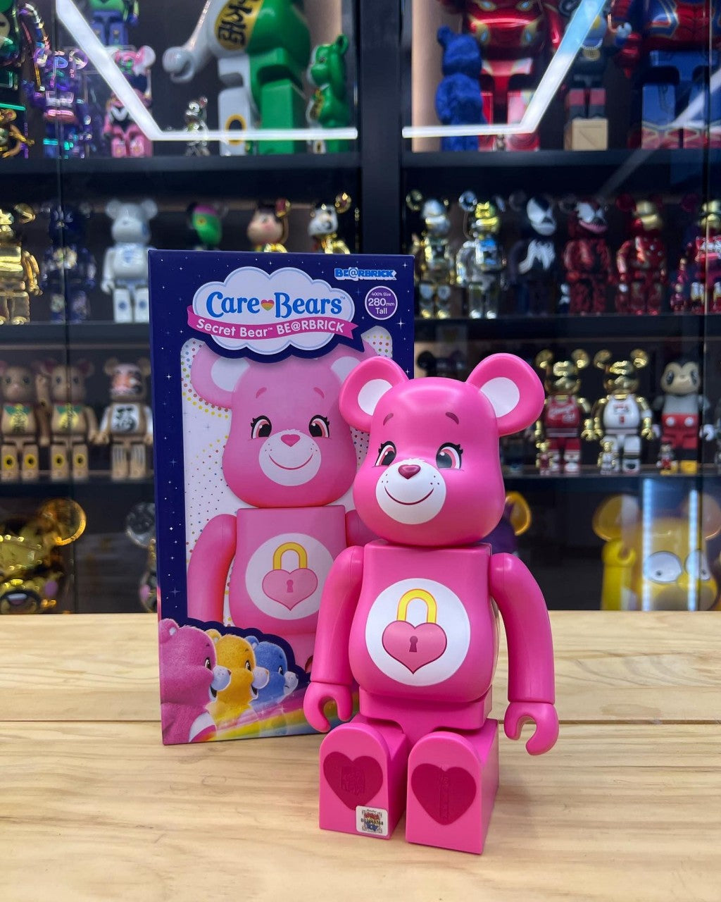 400% Be@rbrick Care Bear(TM)Secret Bear(TM) – Madmaxtoys