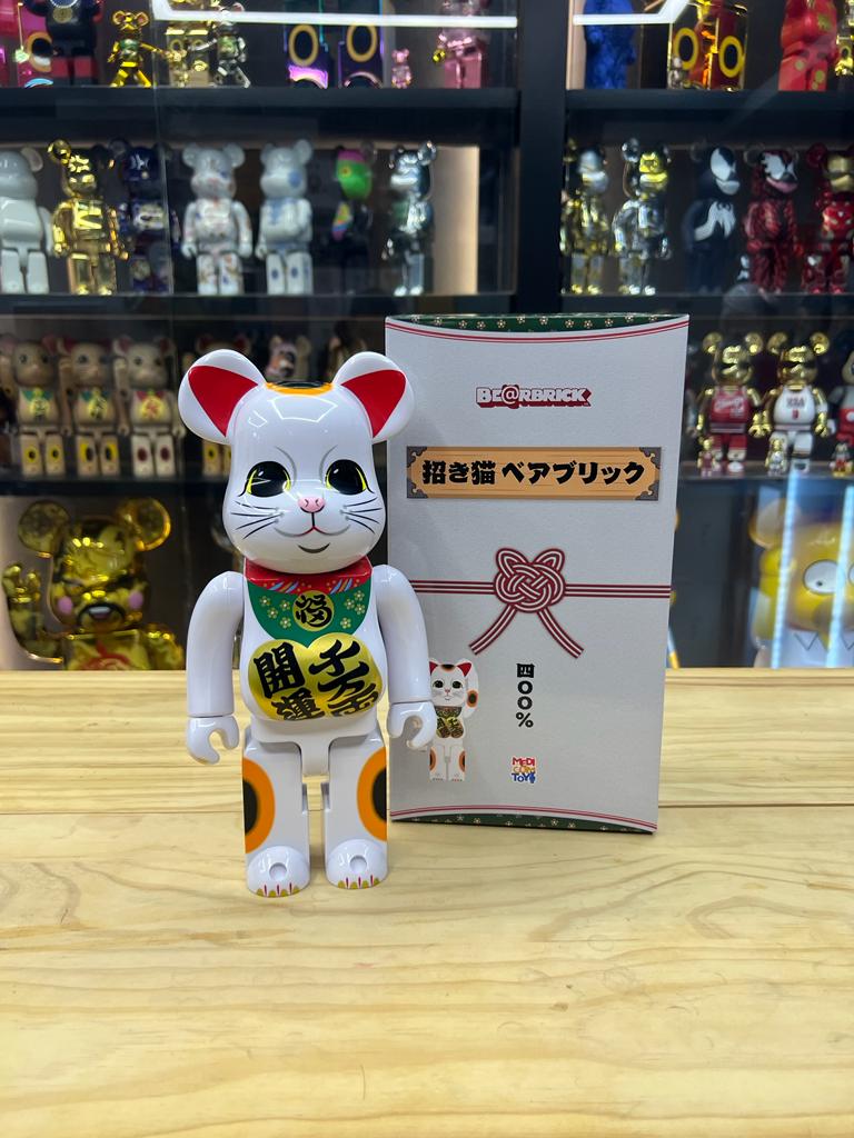 400% Be@rbrick 招き猫 開運・千万両 – Madmaxtoys