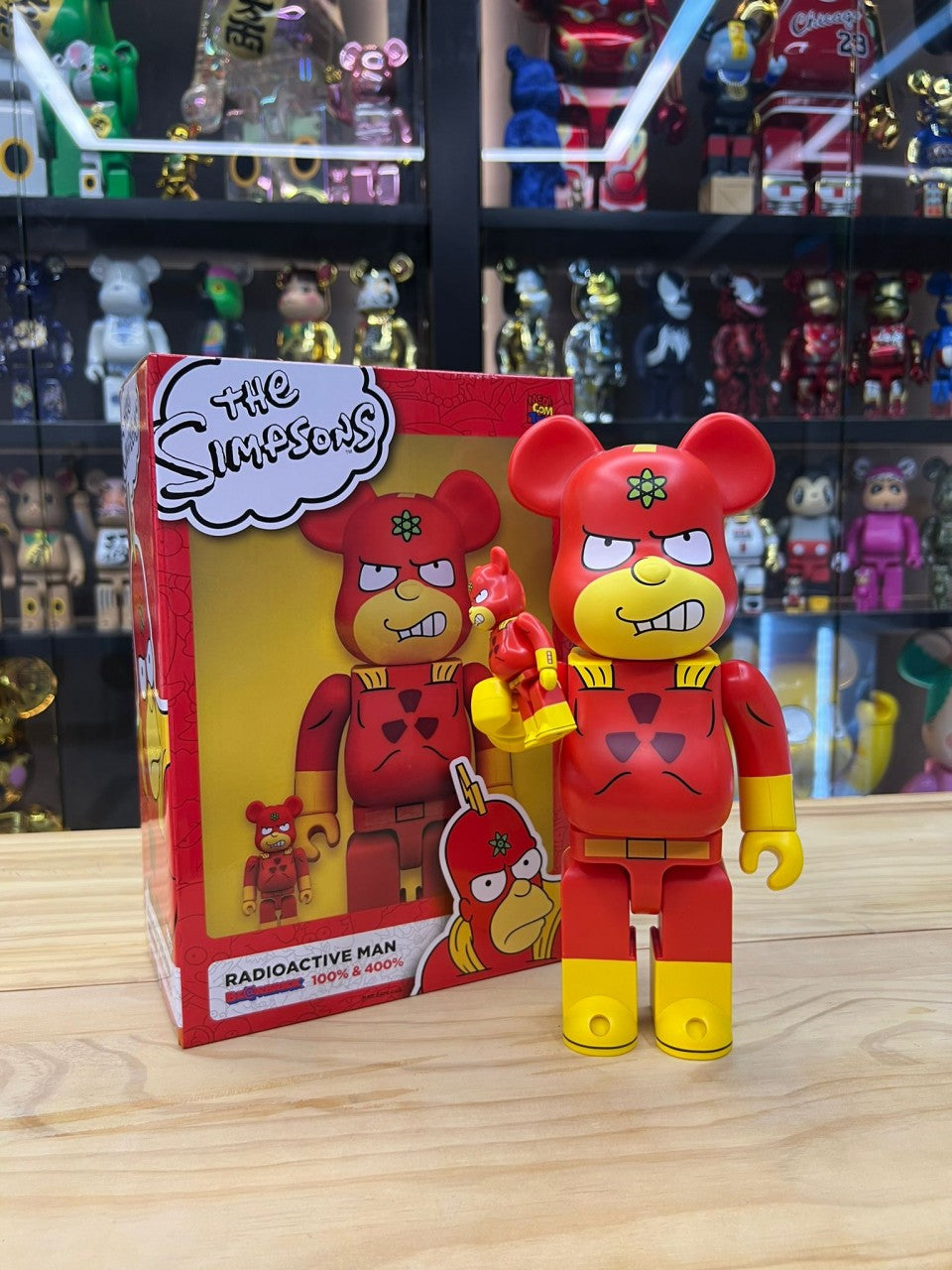 100 % et 400 % Be@rbrick Radioactive Man (Les Simpsons)