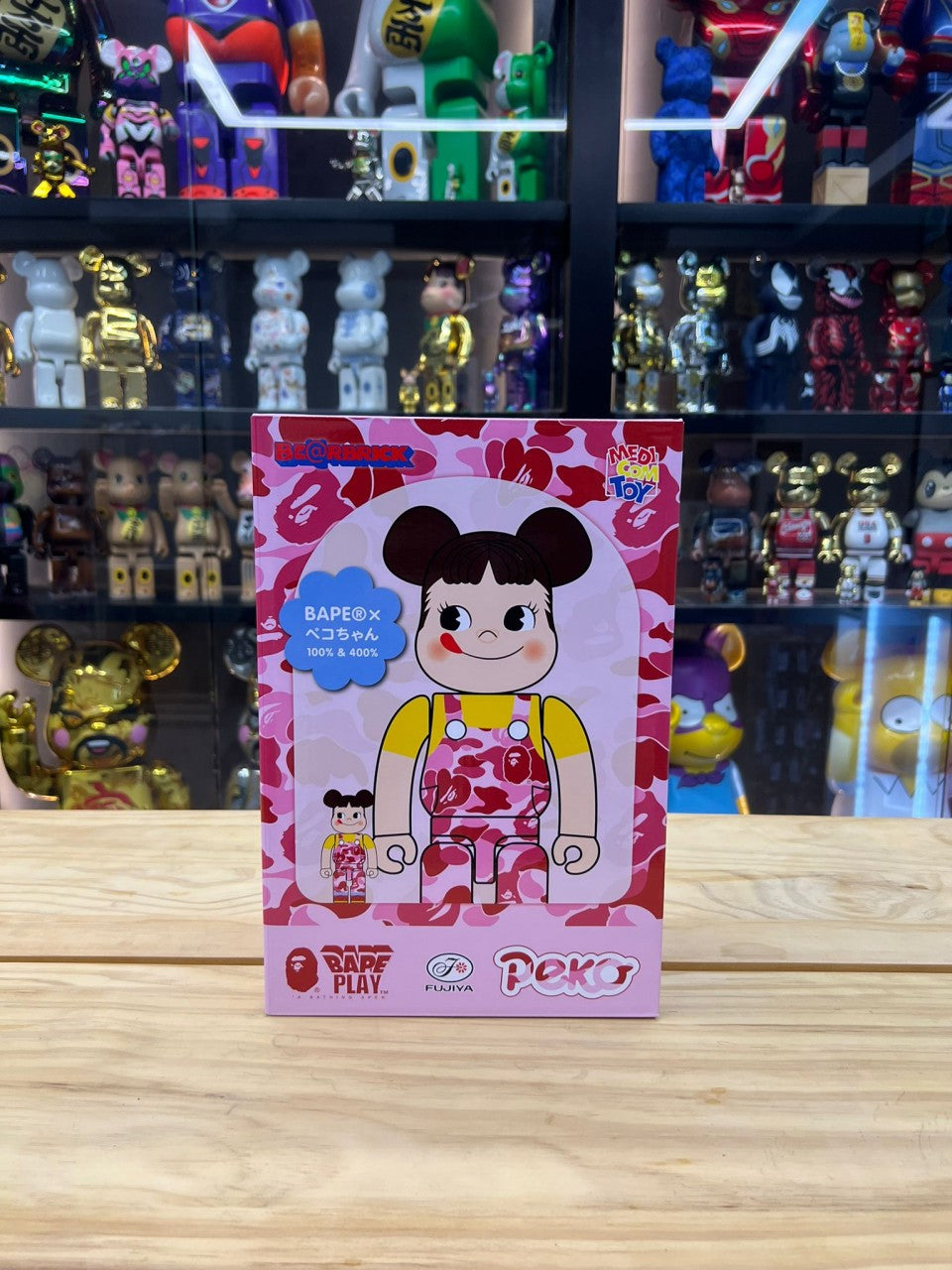 100% & 400% Be@rbrick BAPE(R) 不二家 牛奶妹 ペコちゃん PINK