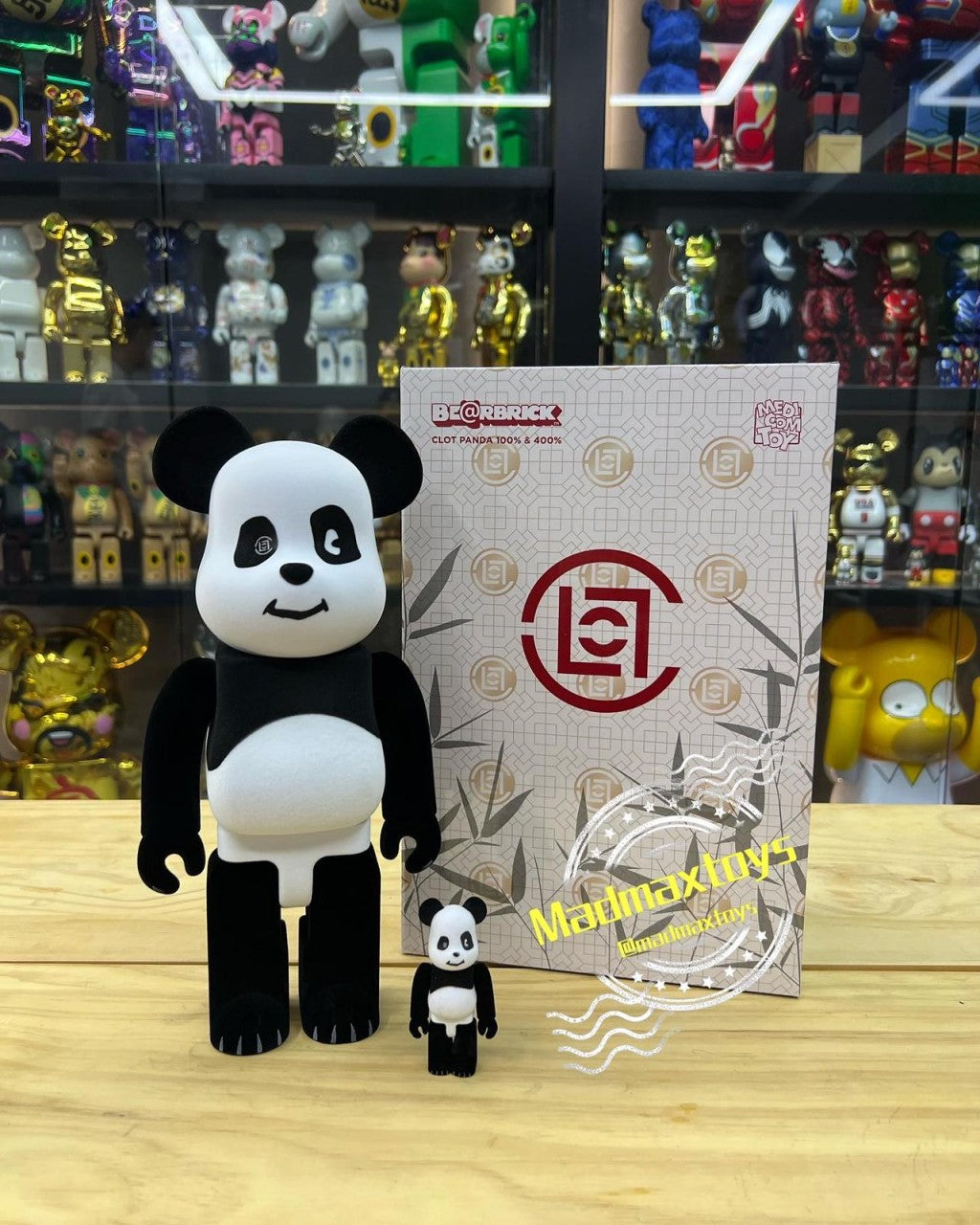 100% & 400% Be@rbrick Clot x Panda Ver. (Flocky)