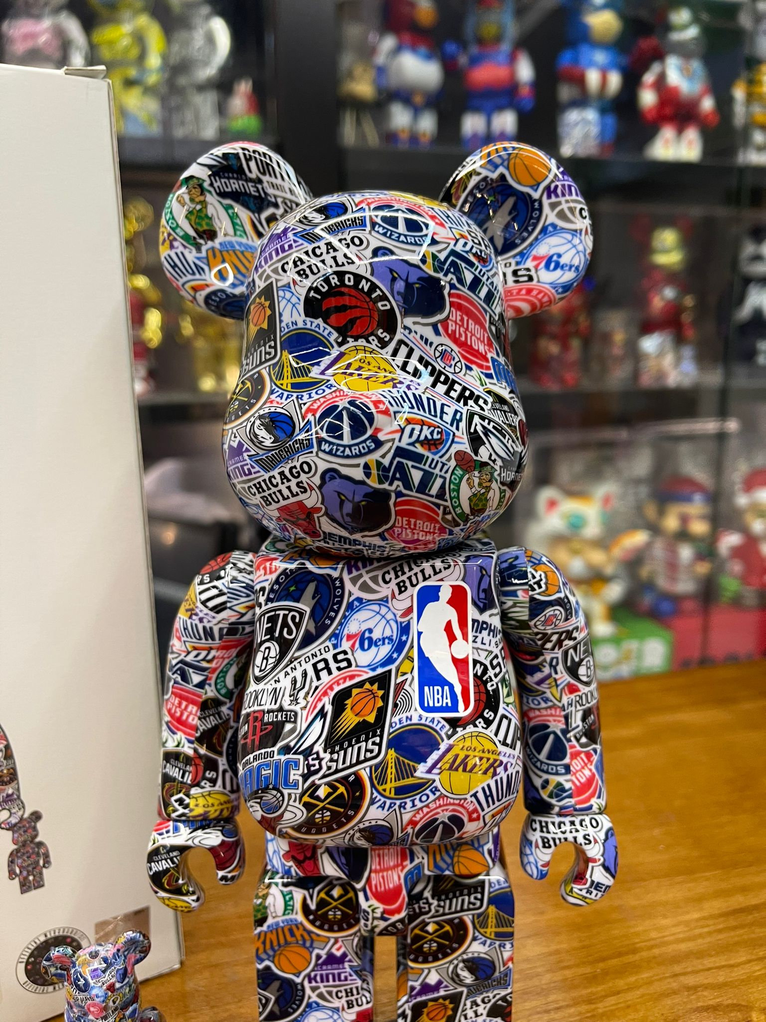 100％ & 400％ BE@RBRICK NBA