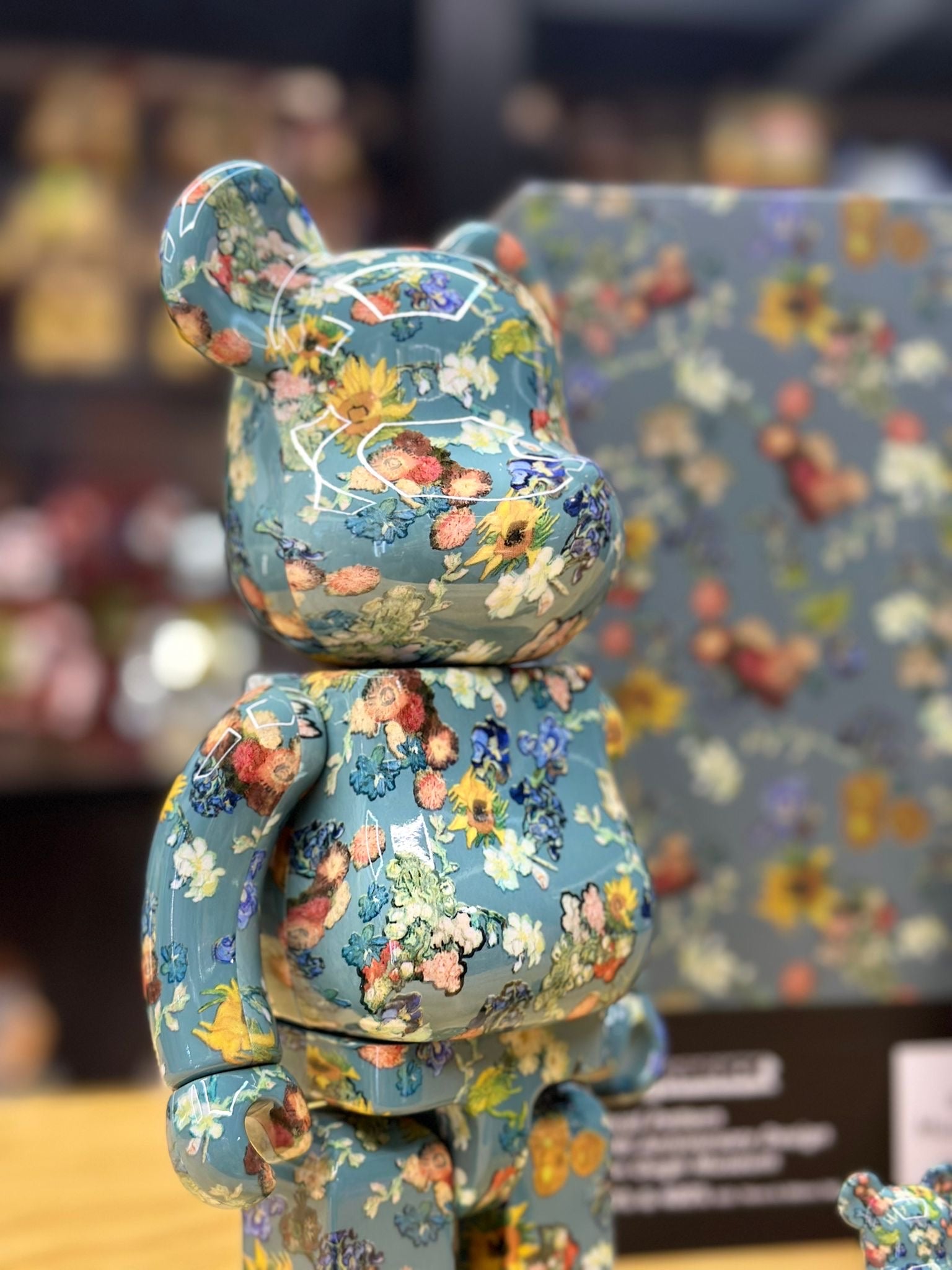 100% & 400% BE@RBRICK × Van Gogh Museum Floral Pattern 50th Anniversary Design Van Gogh Museum 梵高