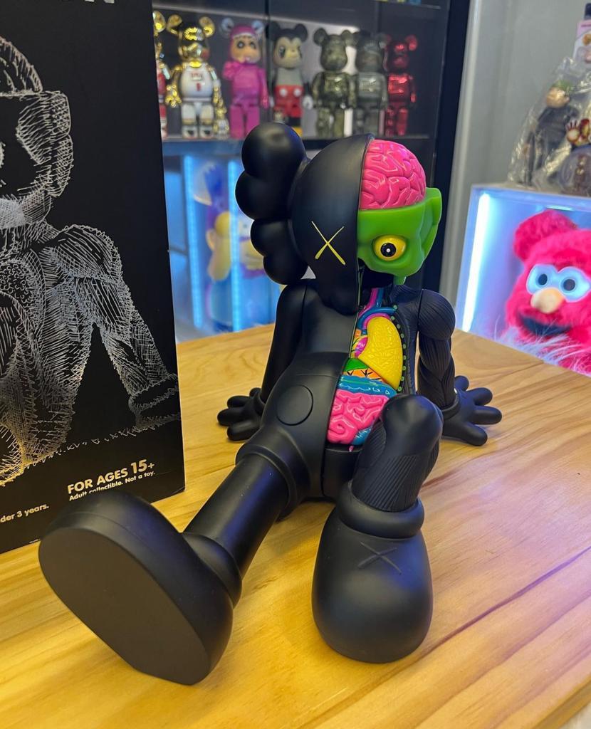 Kaws Companion Resting Place 2013 Black Color (open box only)