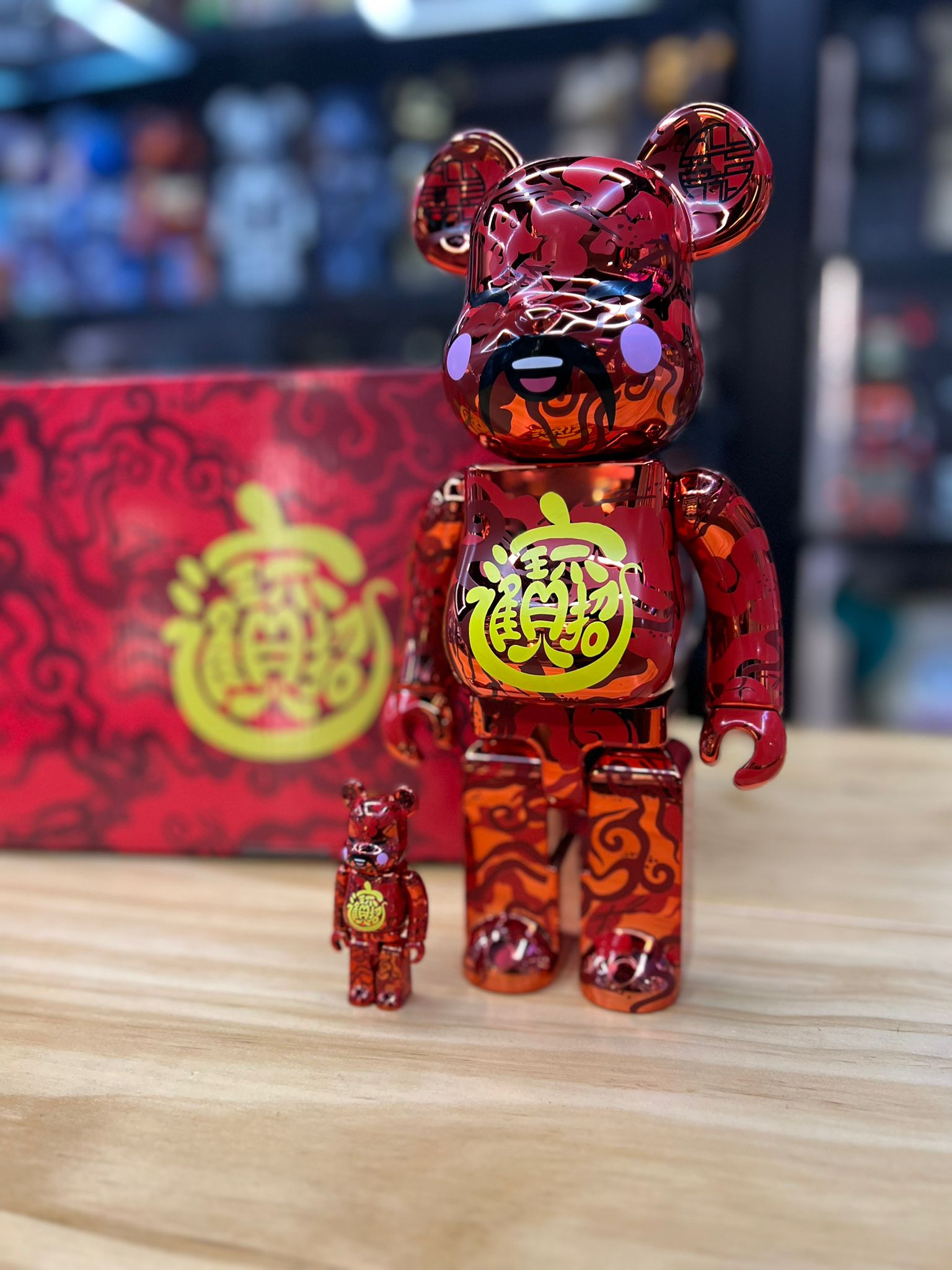 100% & 400% Bearbrick x acu 紅財神 招財進寶(Display Only)