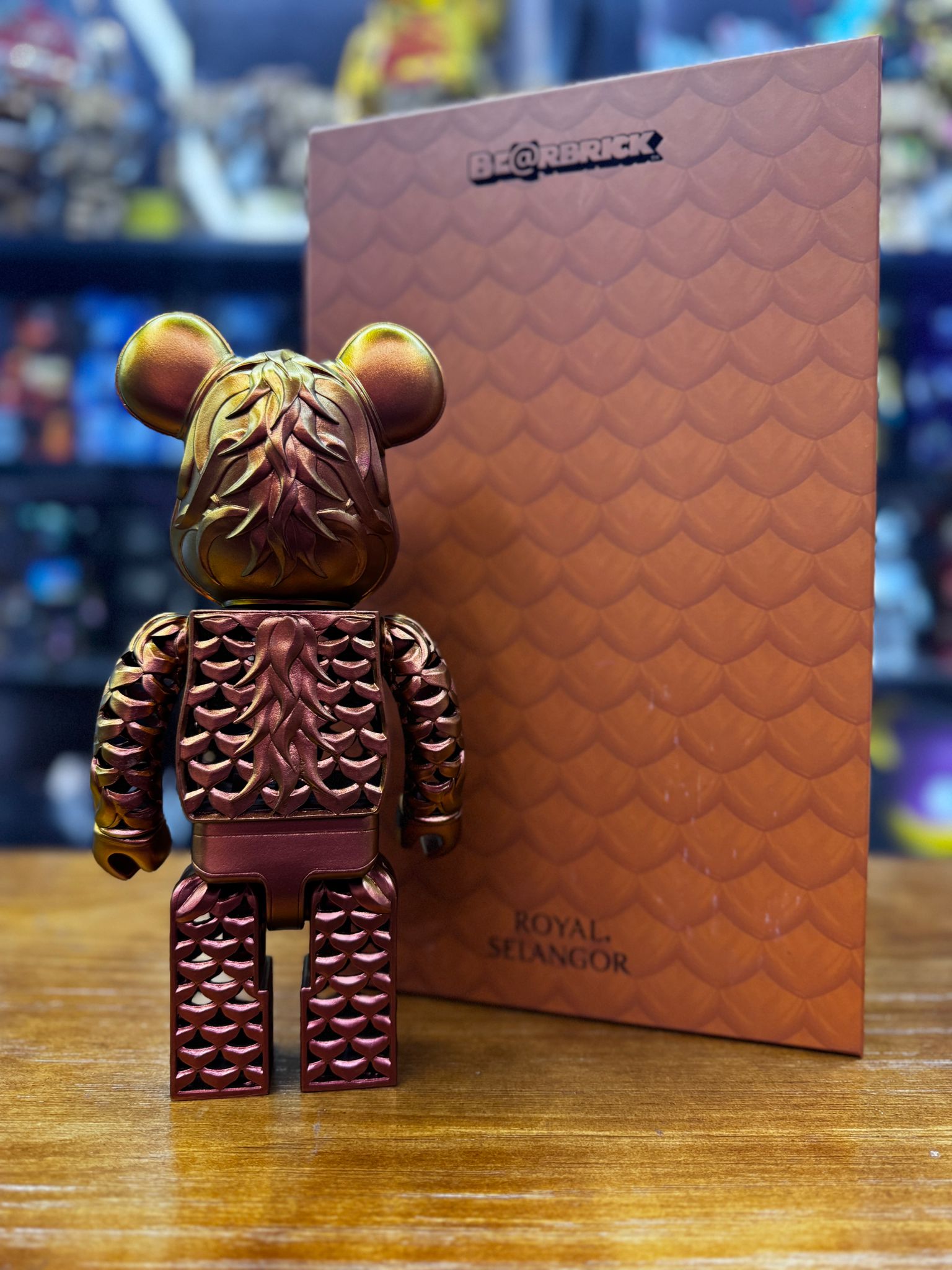 400% Be@rbrick Royal Selangor Earth Dragon