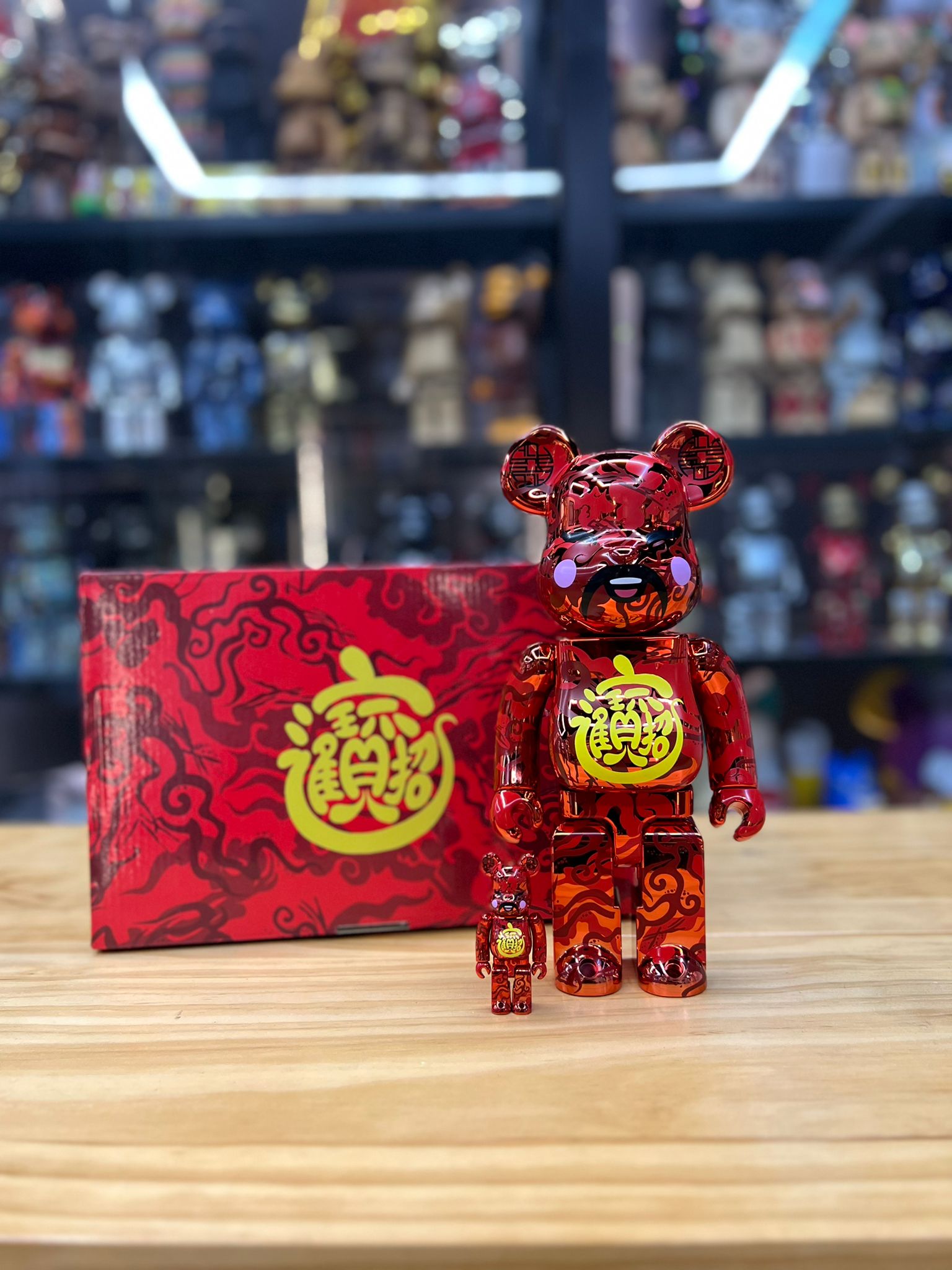 100% & 400% Bearbrick x acu 紅財神 招財進寶(Display Only)