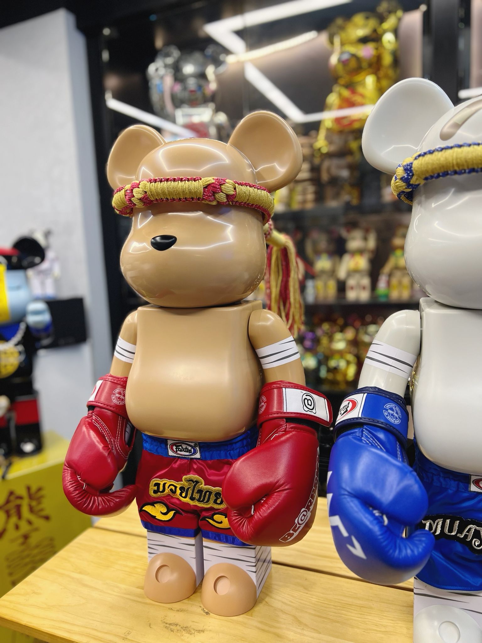 1000% Be@rbrick Muay Thai (Red) WWT3 Bangkok Edition