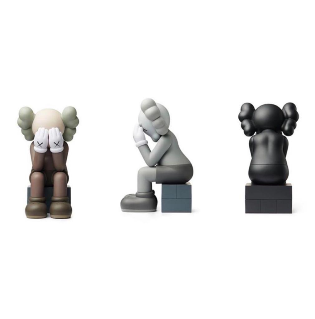 Kaws Passing Through (Open Edition)