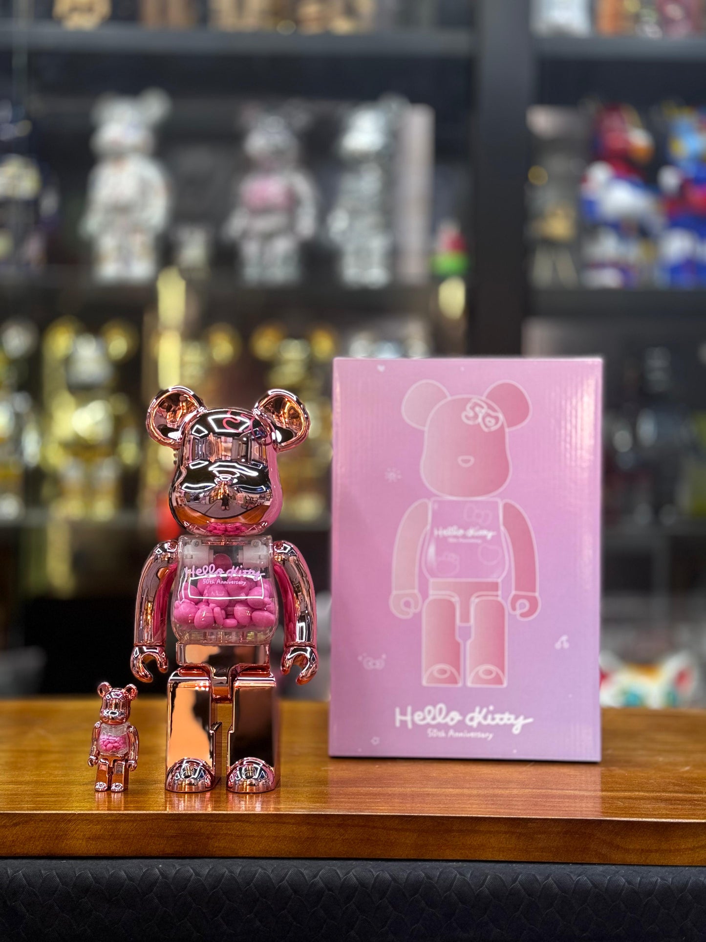 100%&400% BE@RBRICK HELLO KITTY 50th ANNIVERSARY ( 500 Pieces Limited)