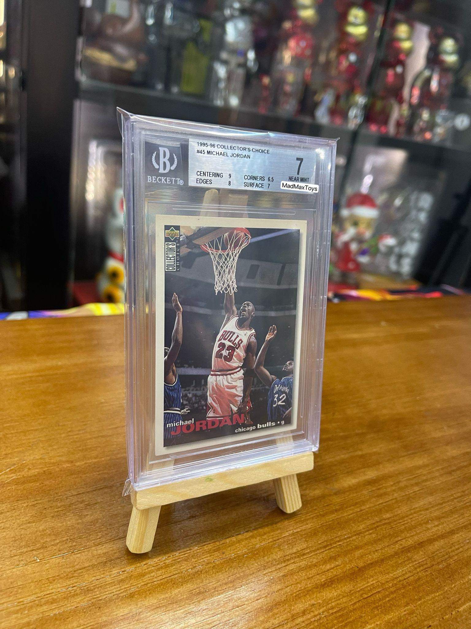 BGS 7 1995-96 COLLECTOR'S CHOICE #45 MICHAEL JORDAN