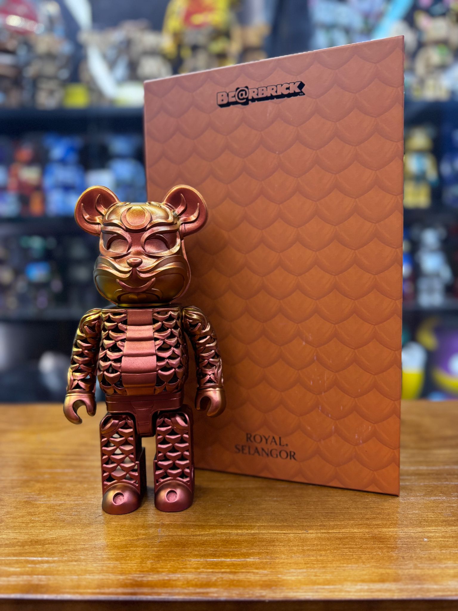 400% Be@rbrick Royal Selangor Earth Dragon