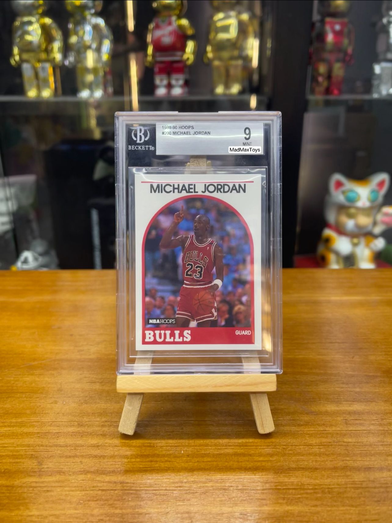 BGS 9 1989-90 HOOPS #200 MICHAEL JORDAN