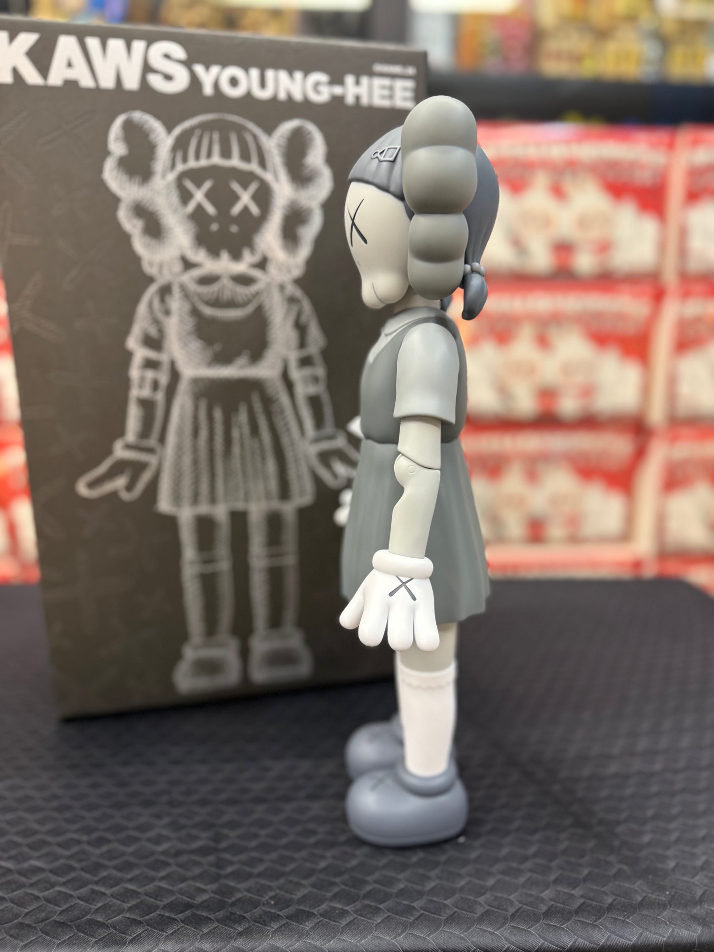 KAWS YOUNG-HEE Figure (Monotone)