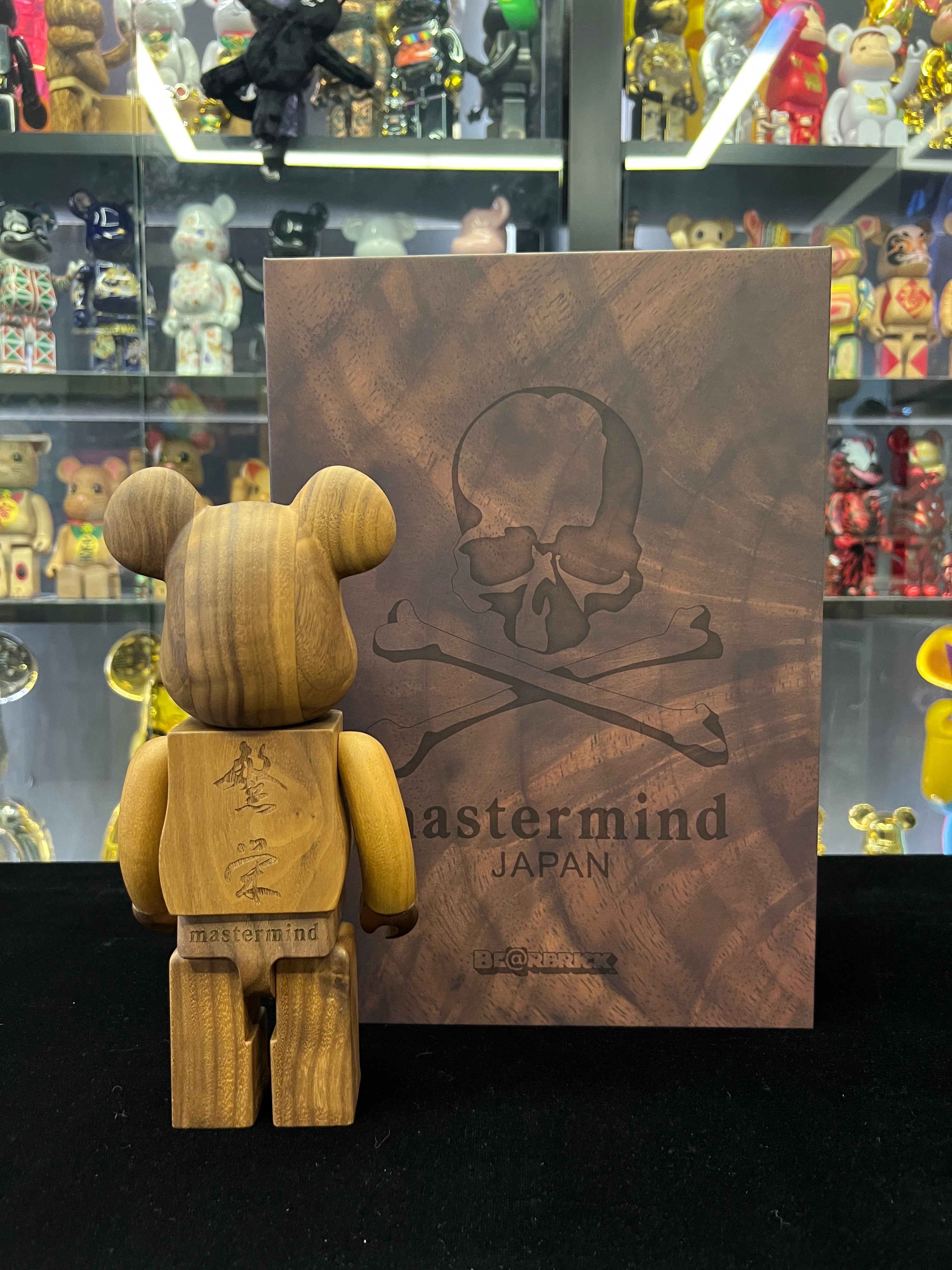 400% Be@rbrick Karmoku Mastermind Japan Walnut Moku