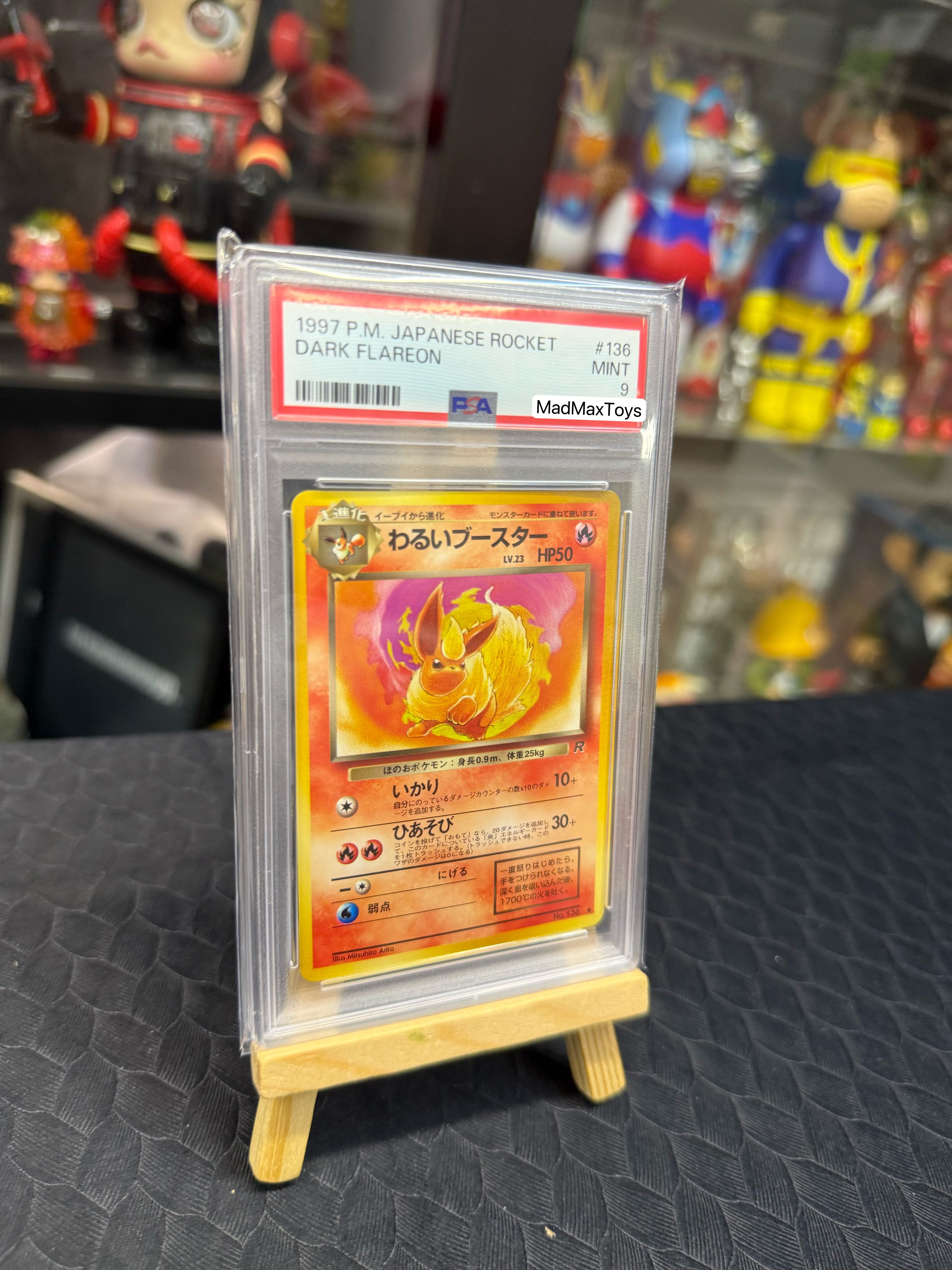 PSA 9 1997 Pokemon Card No.136