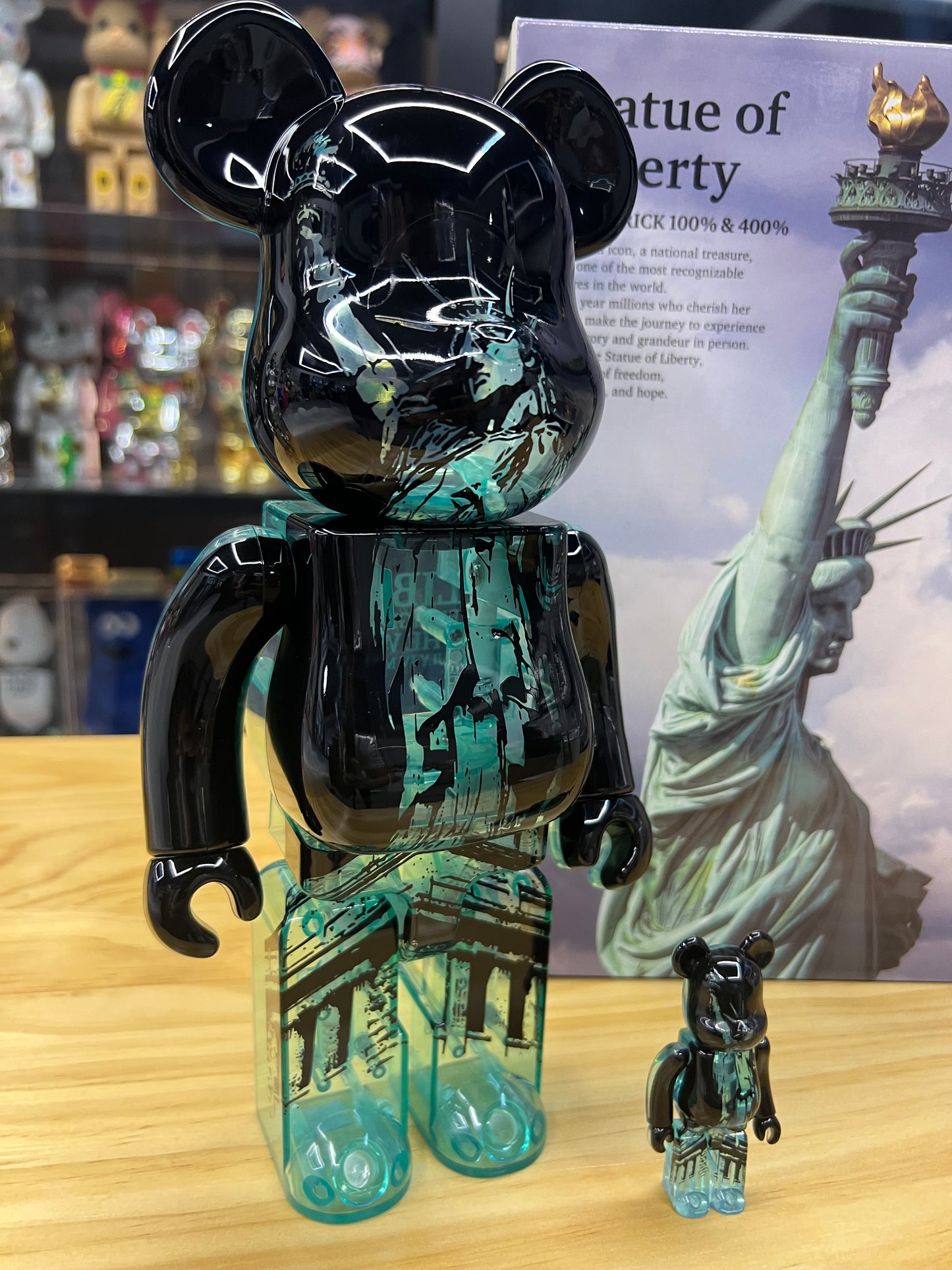 100％ & 400％ BE@RBRICK Statue of Liberty