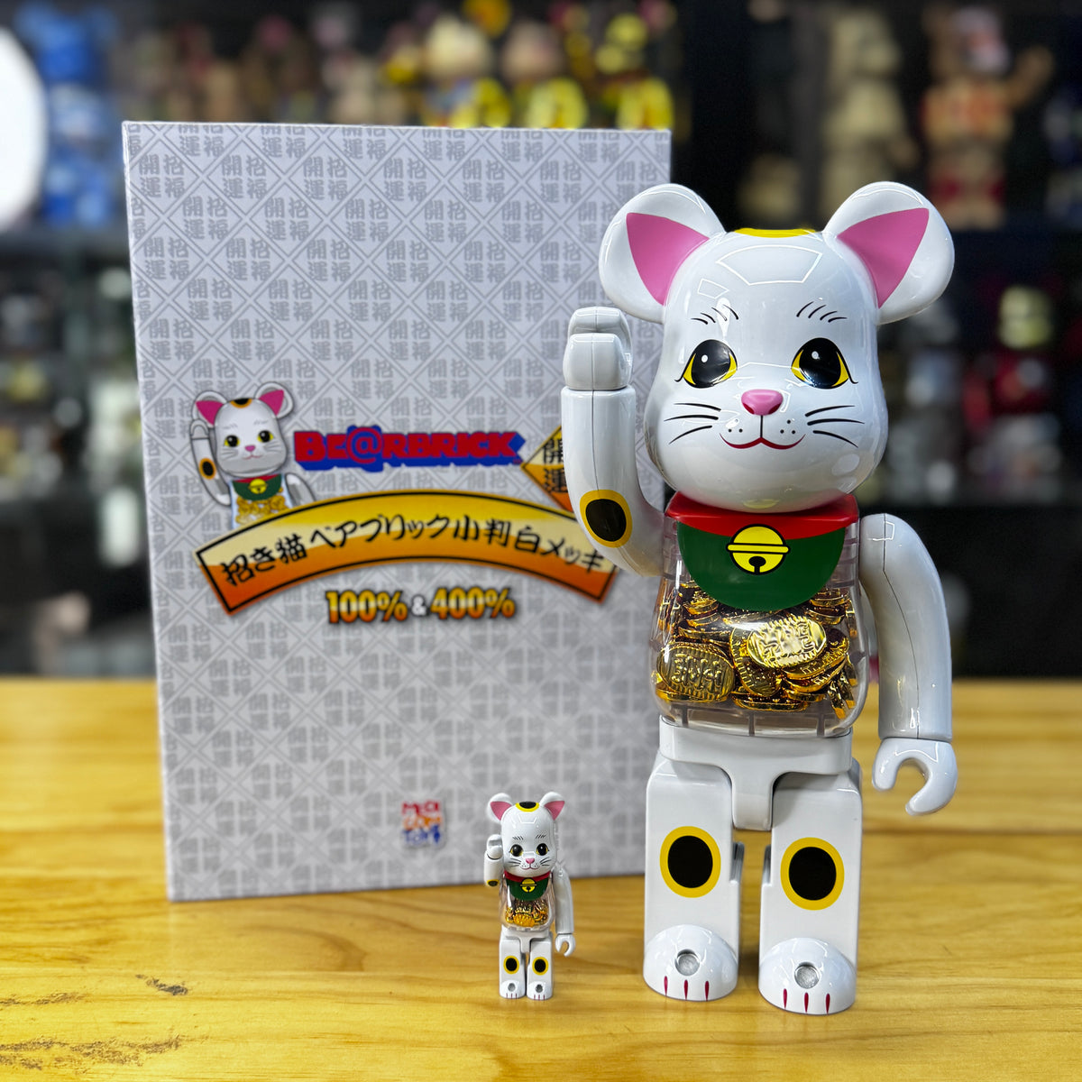 100％ & 400% BE@RBRICK 招き猫小判白メッキ(Neko Maneki)