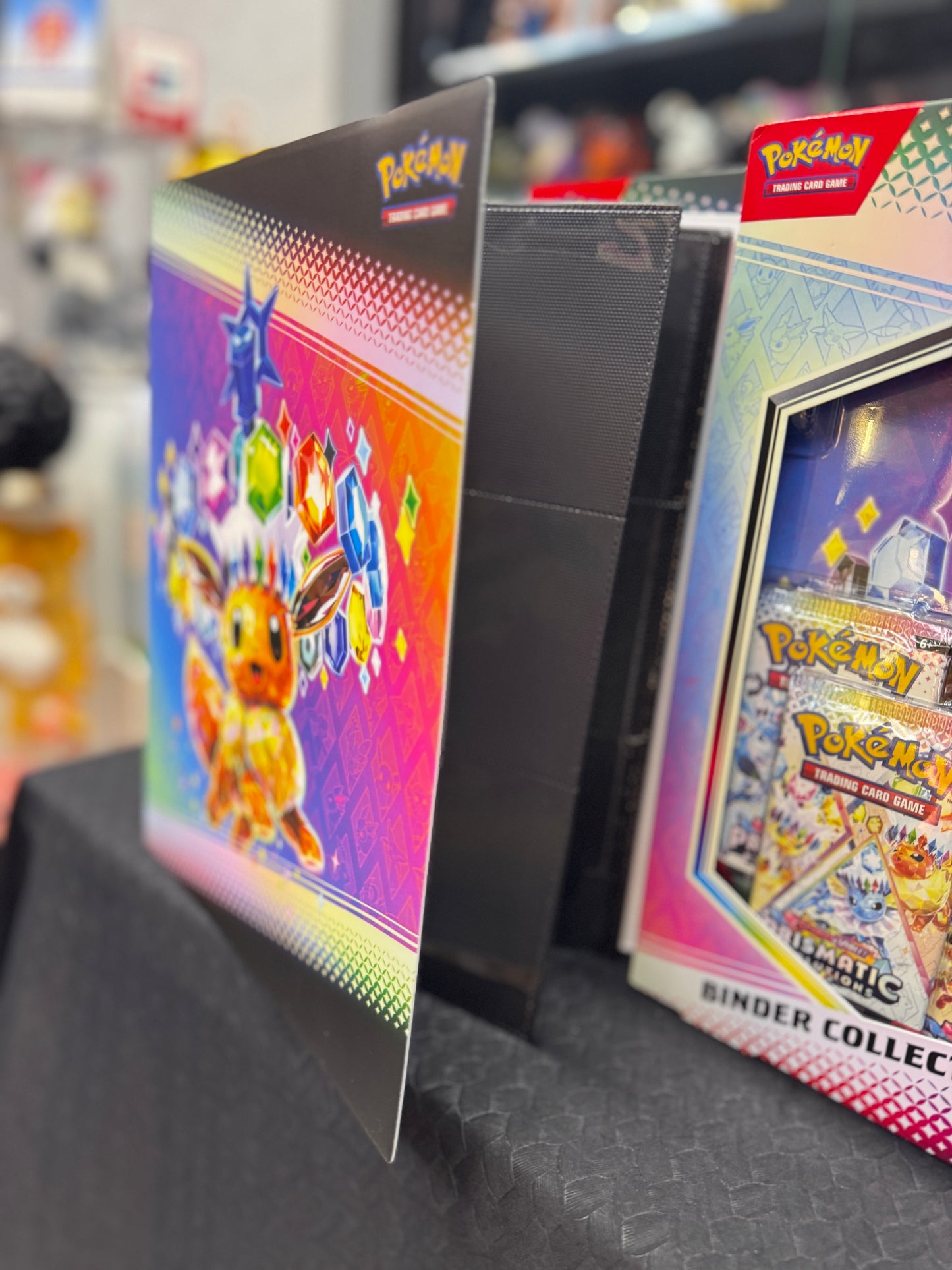 Pokemon - Scarlet & Violet Prismatic Evolutions Binder Collection