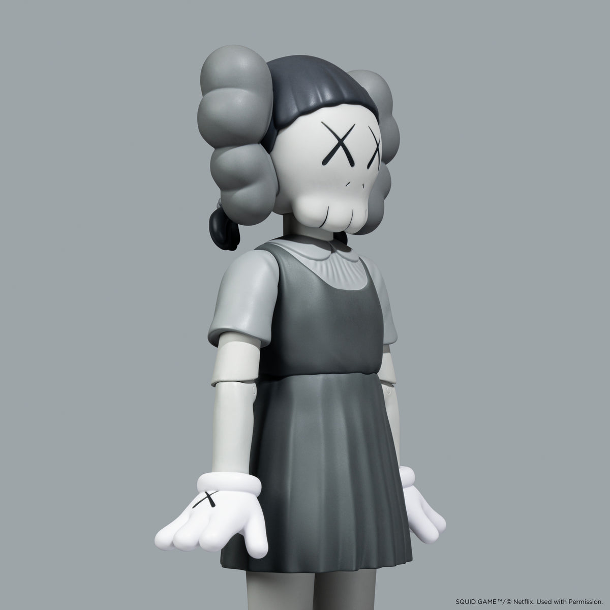 KAWS YOUNG-HEE Figure (Monotone)