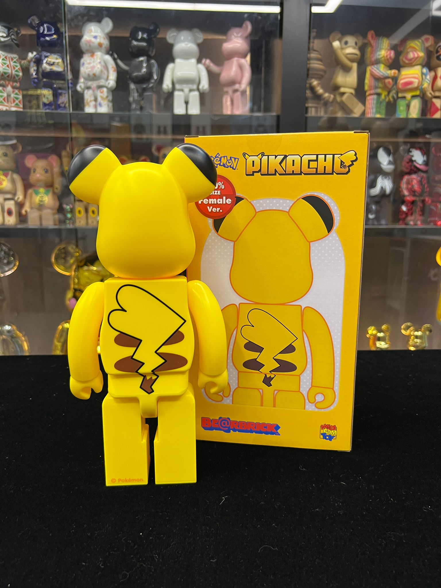 400％ BE@RBRICK ピカチュウ Female Ver. (比卡超 Pikachu)