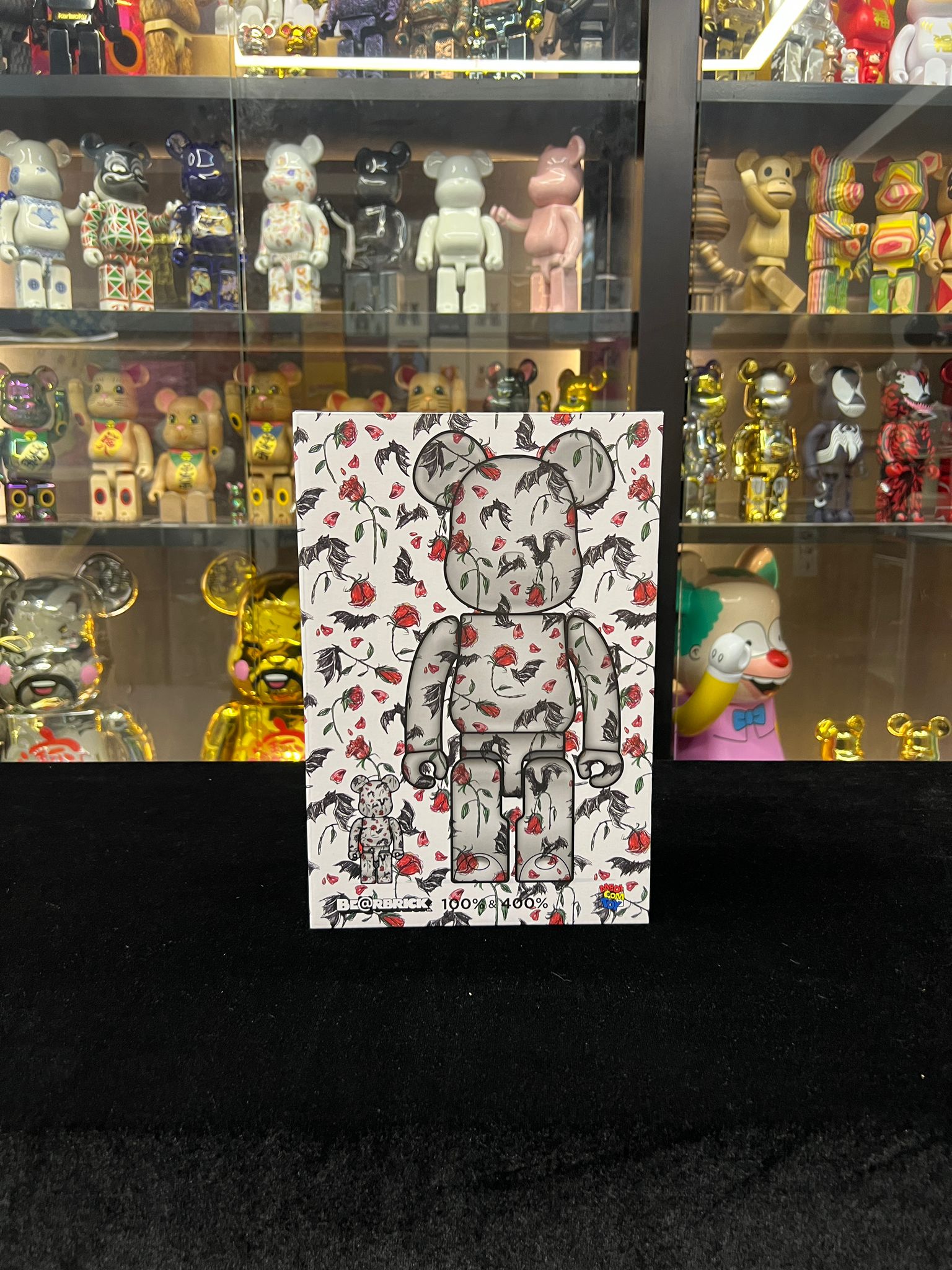 100% & 400% BE@RBRICK KIDILL × ERI WAKIYAMA BAT & ROSE (Write)