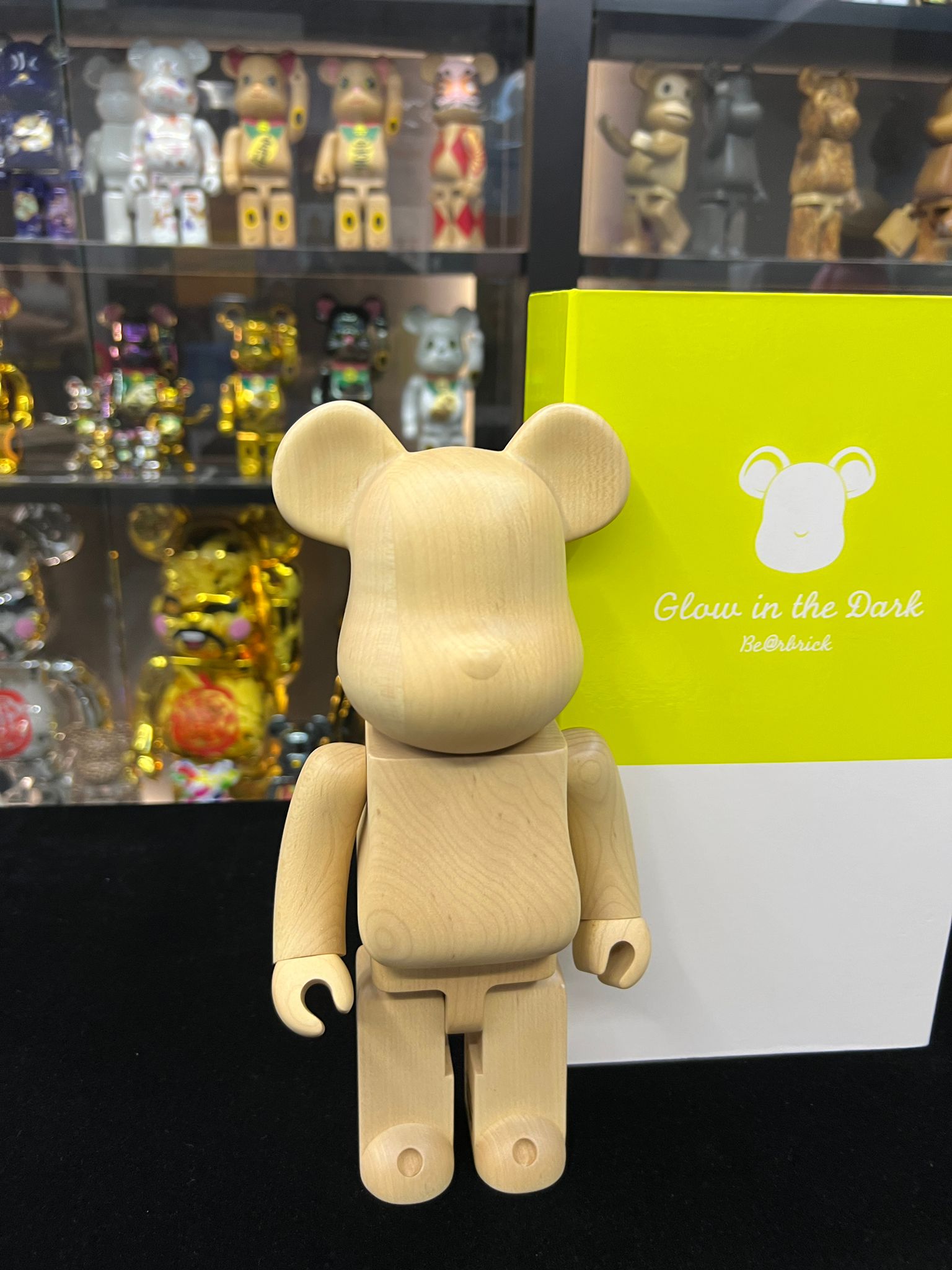 400% Be@rbrick Glow In The Dark karimoku