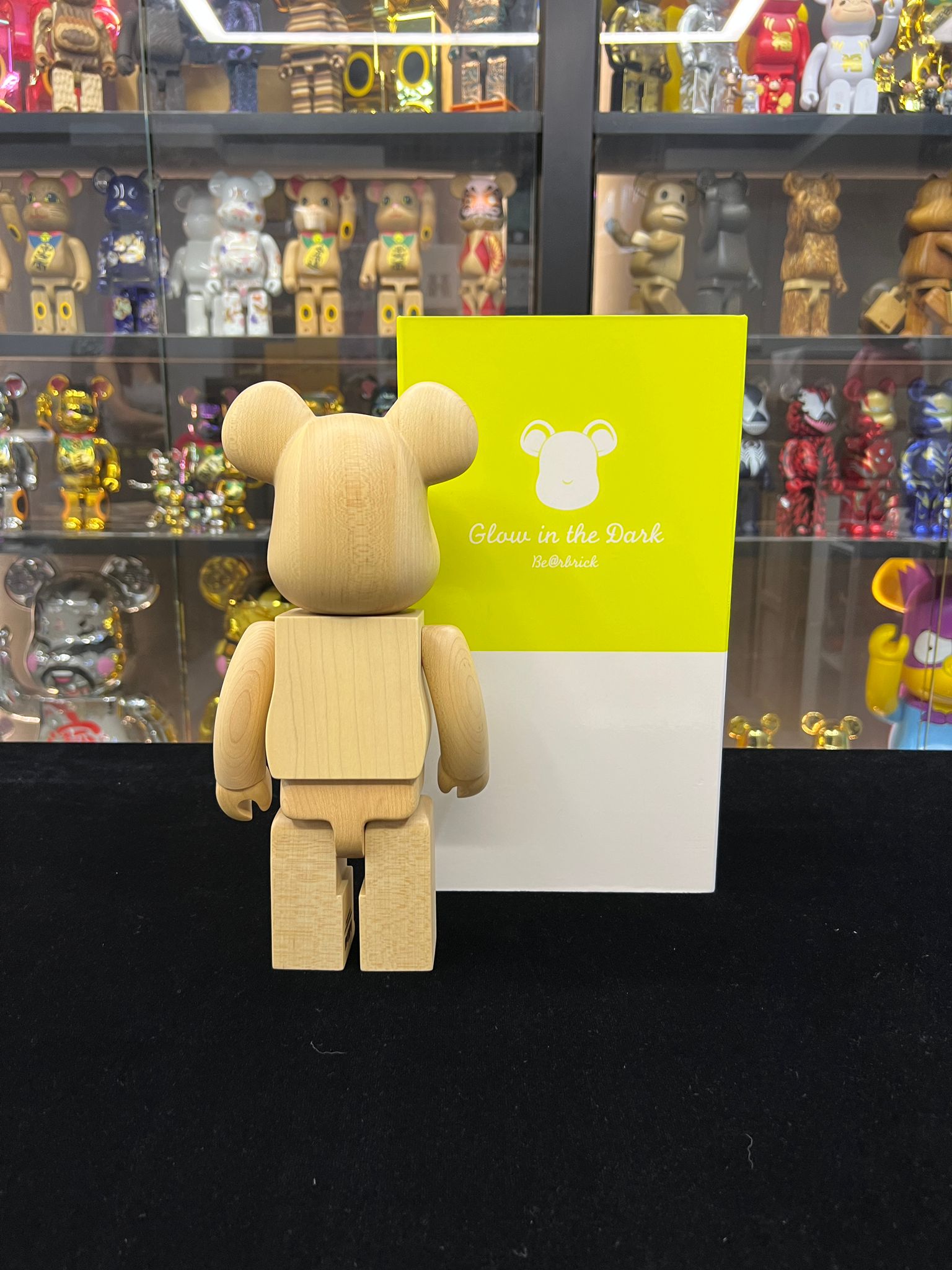 400% Be@rbrick Glow In The Dark karimoku