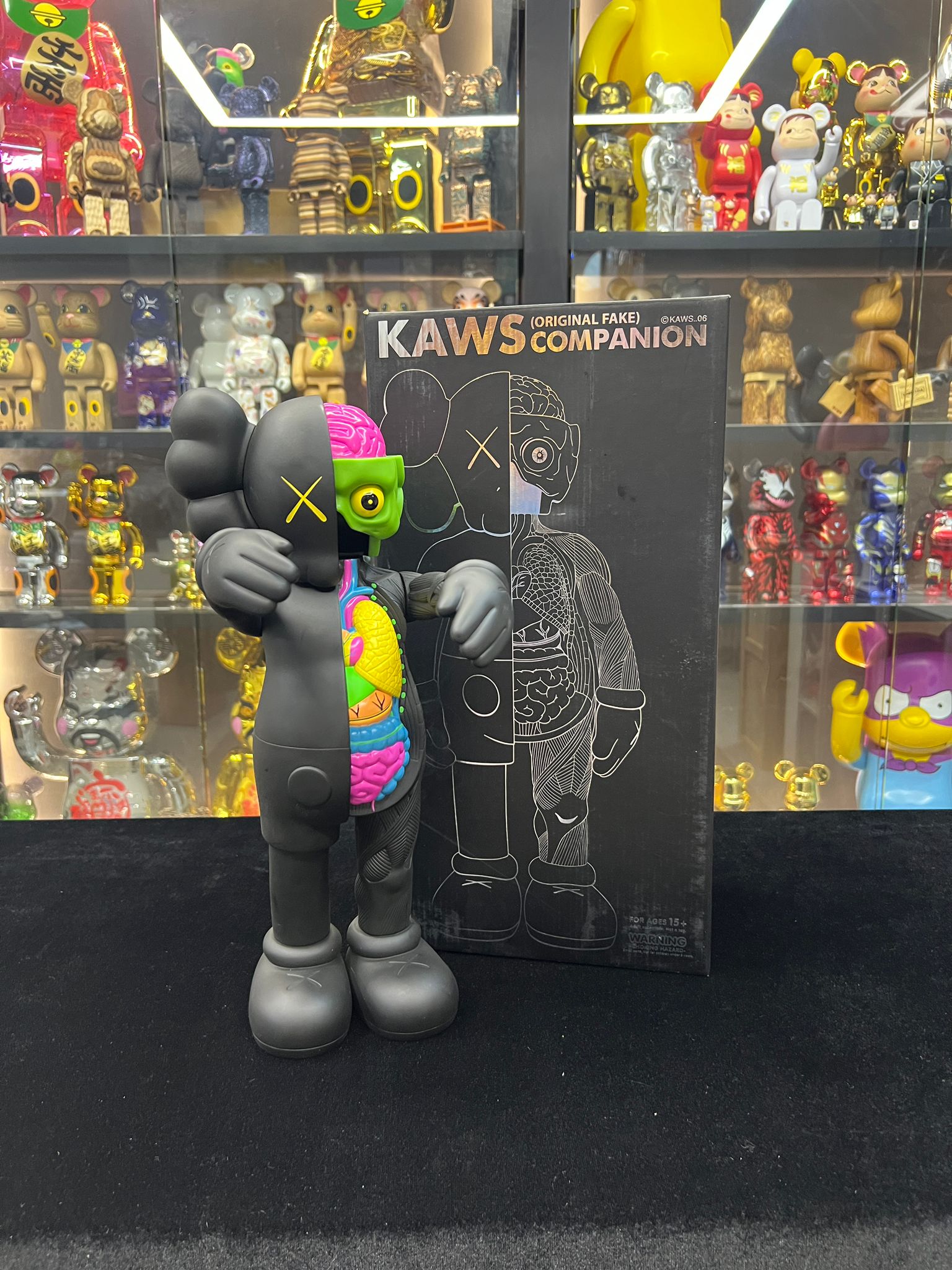 Kaws Companion (Original Fake) 2006 黑半解