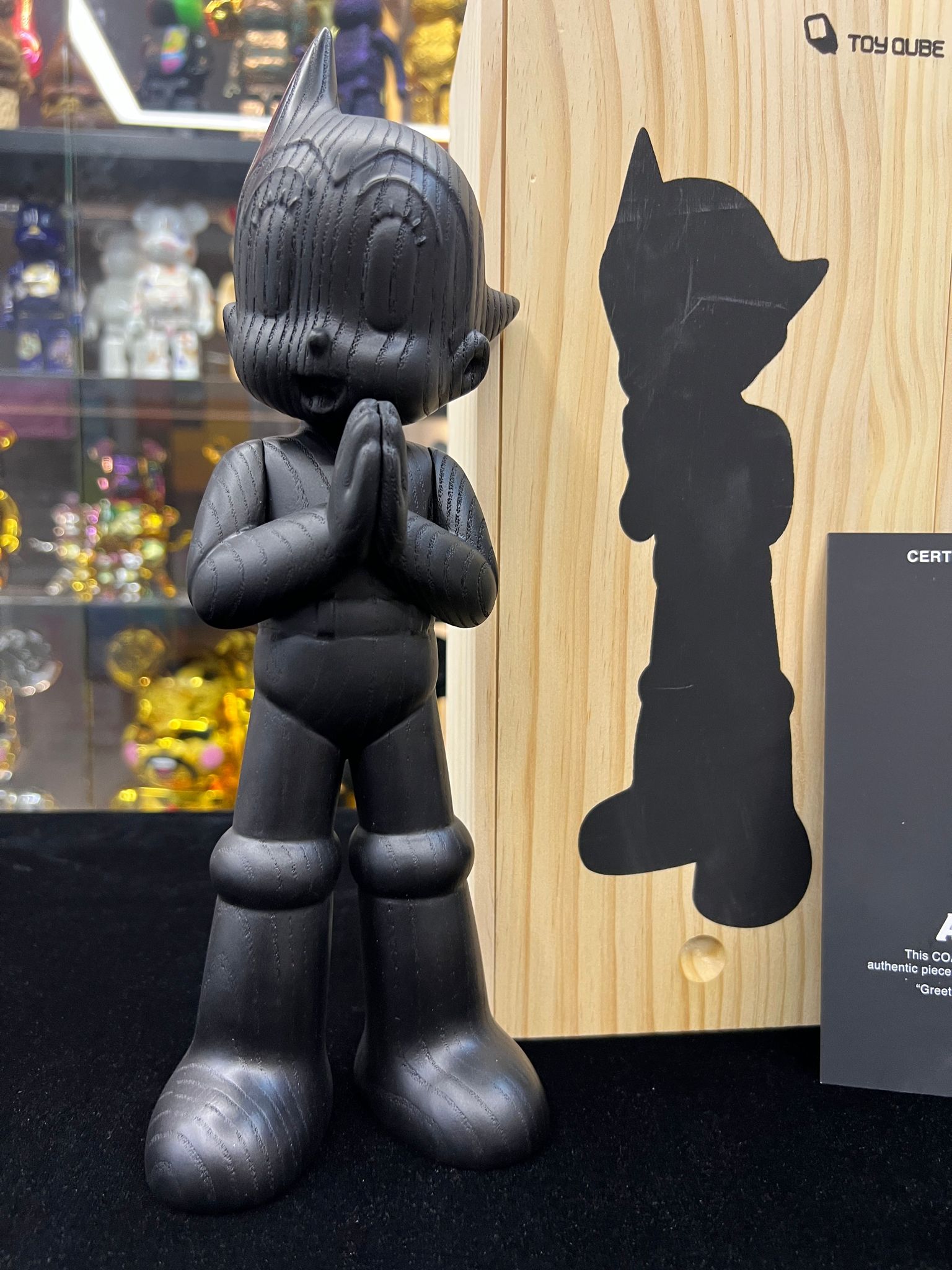 Toy Cube Artso Boy Black Wooden Version