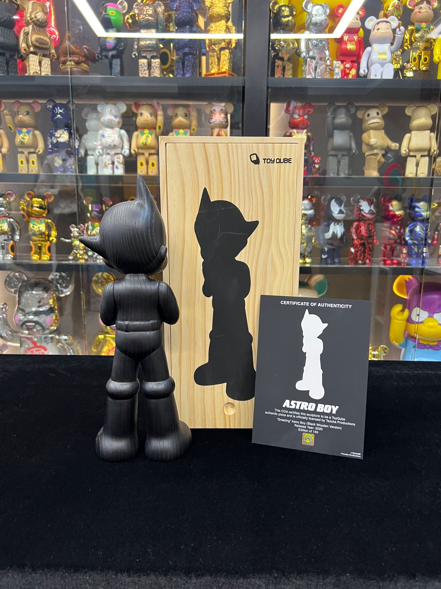 Toy Cube Artso Boy Black Wooden Version