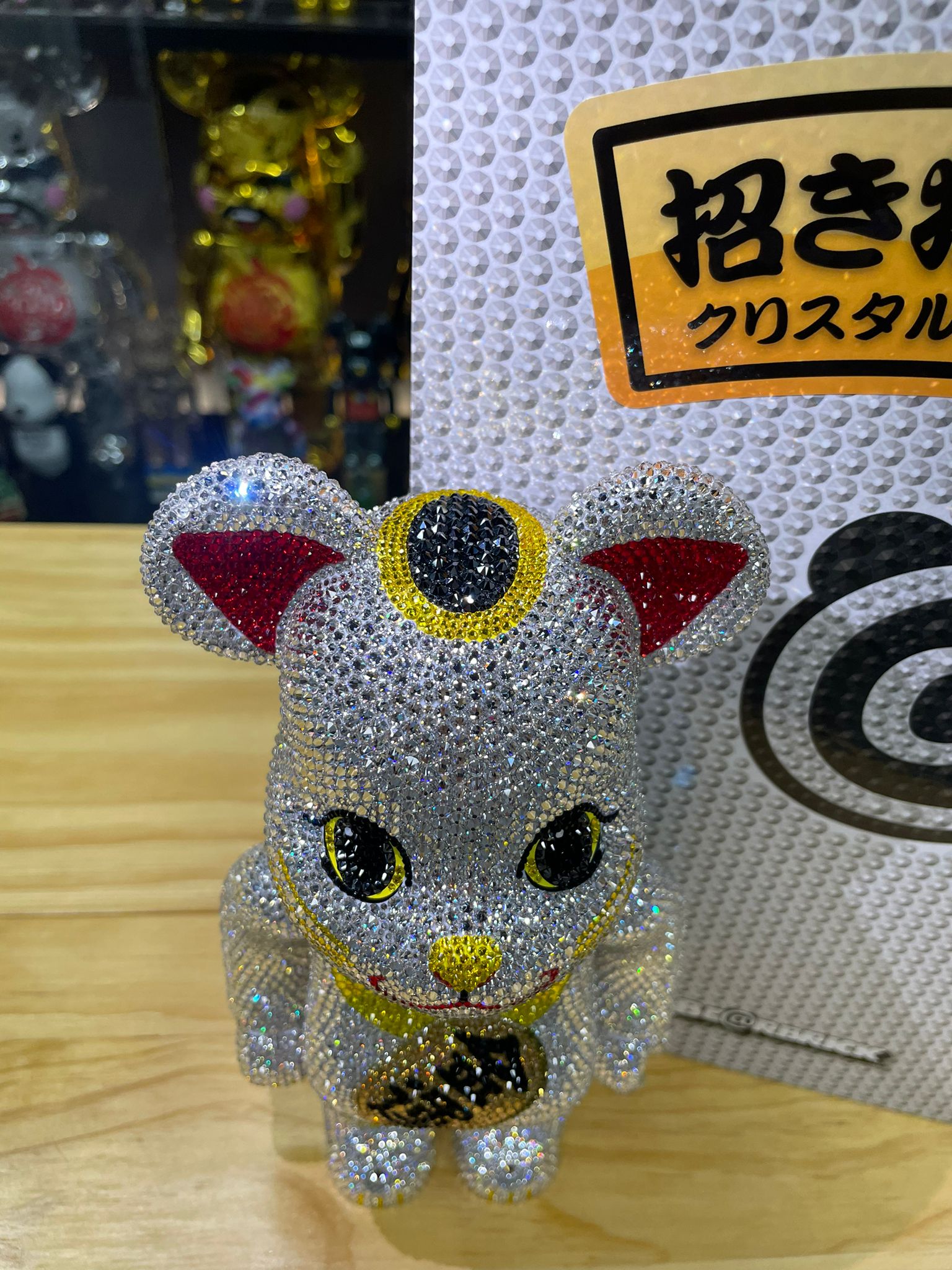 400％ CRYSTAL DECORATE BE@RBRICK 招き猫 金運