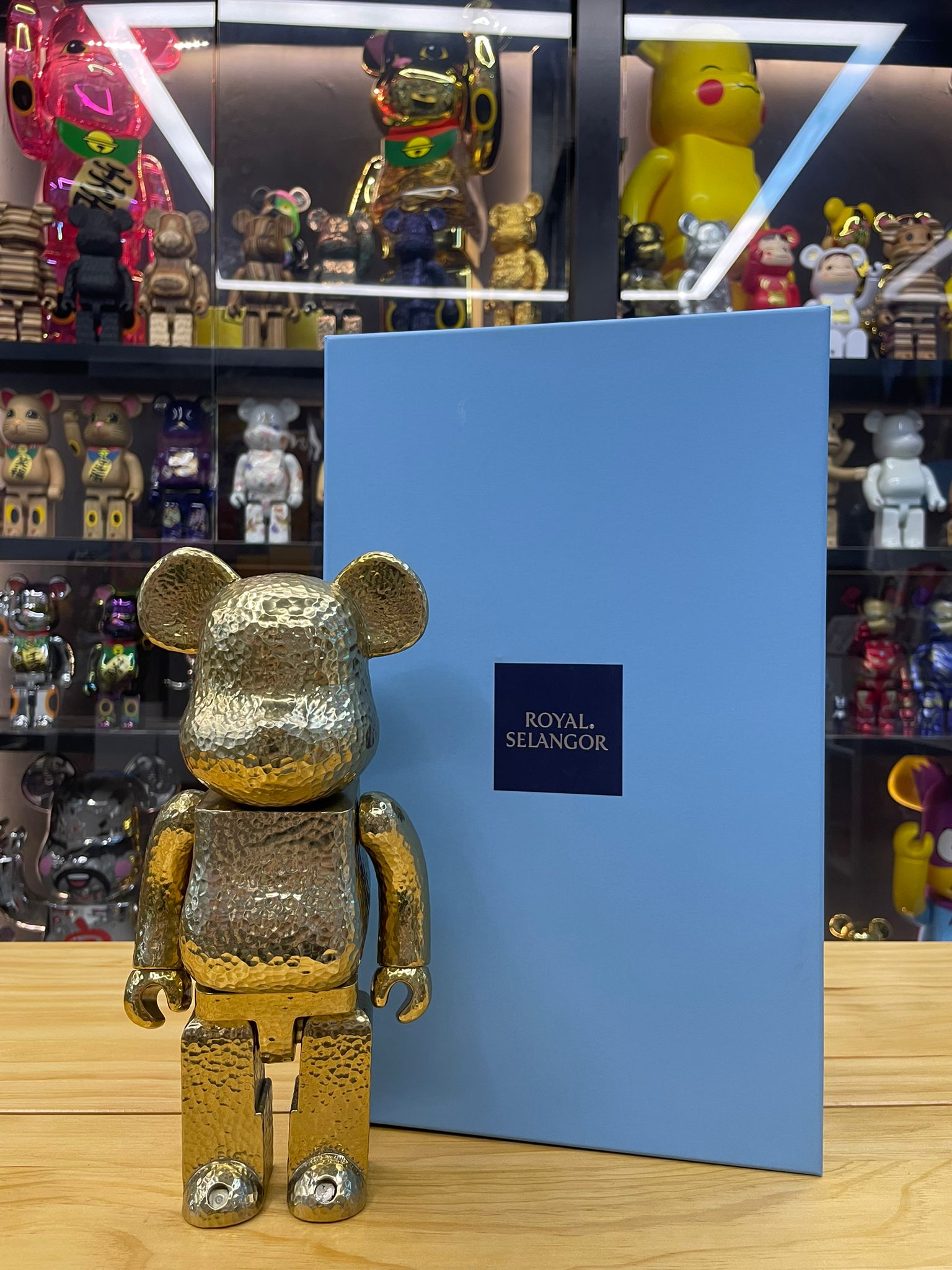 400% Be@rbrick Royal Selangor Gold