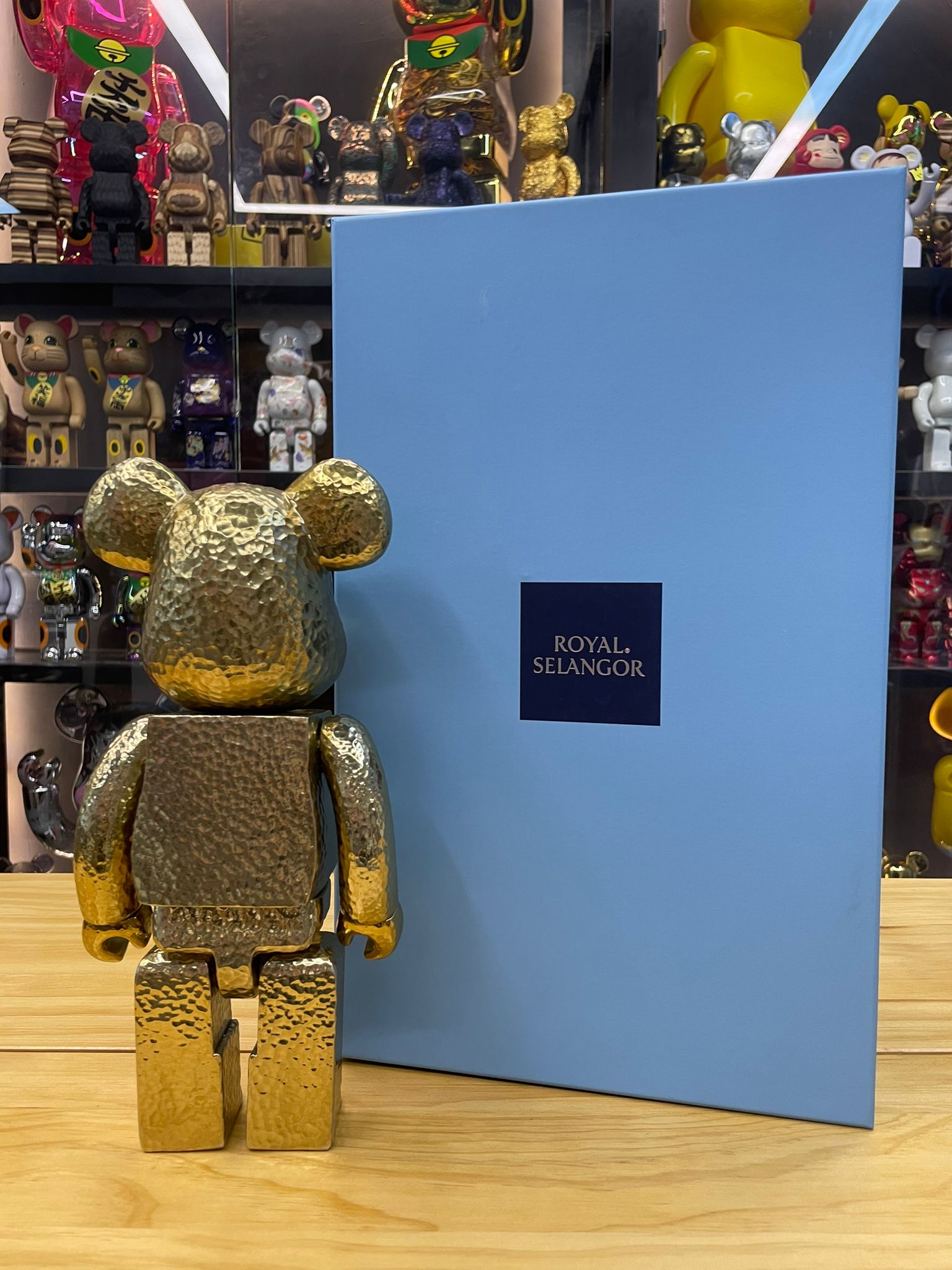 400% Be@rbrick Royal Selangor Gold