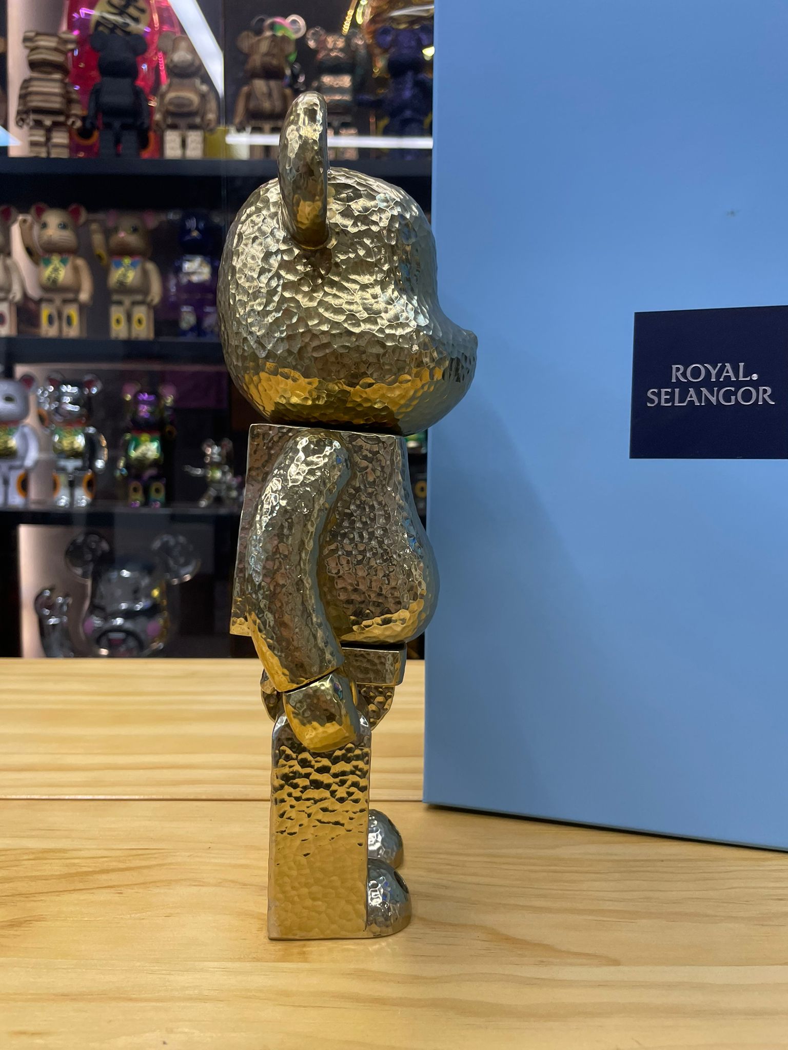 400% Be@rbrick Royal Selangor Gold