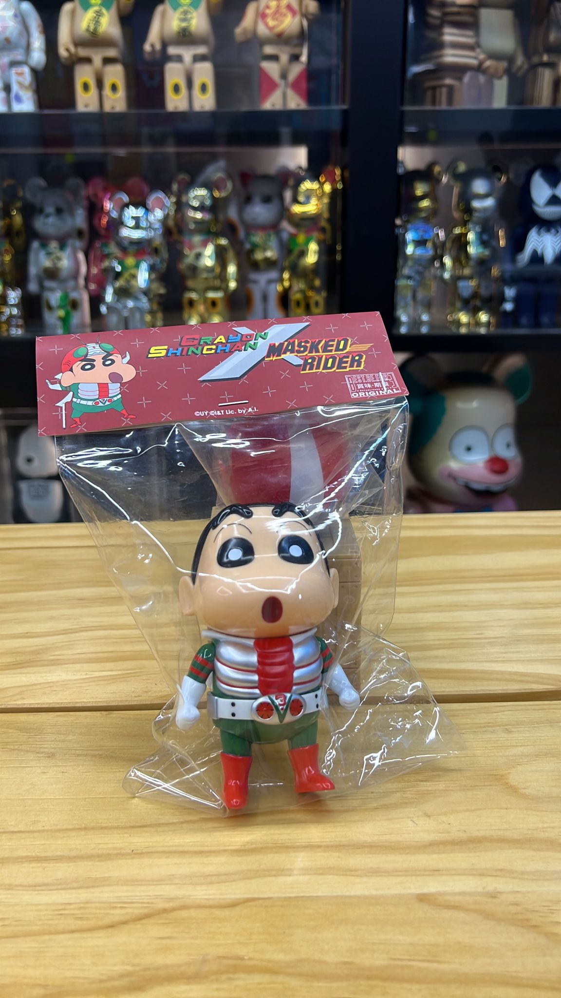 Crayon Shinchan x Kamen Rider V3 Soft vinyl figure