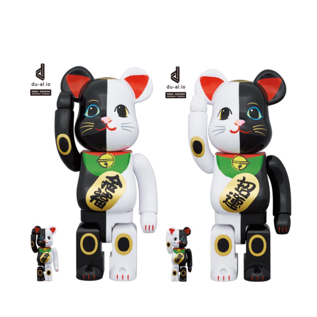 Set of 2pcs 100％ & 400％ BE@RBRICK 招き猫 金運 白 × 招福 黒 & 招き猫 招福 黒 × 金運 白