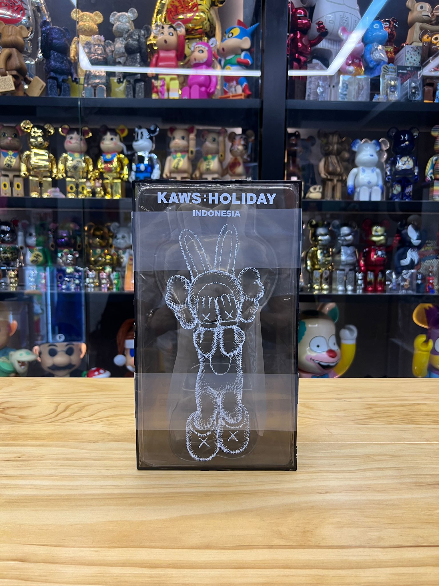 KAWS:HOLIDAY INDONESIA - Figure (Black)