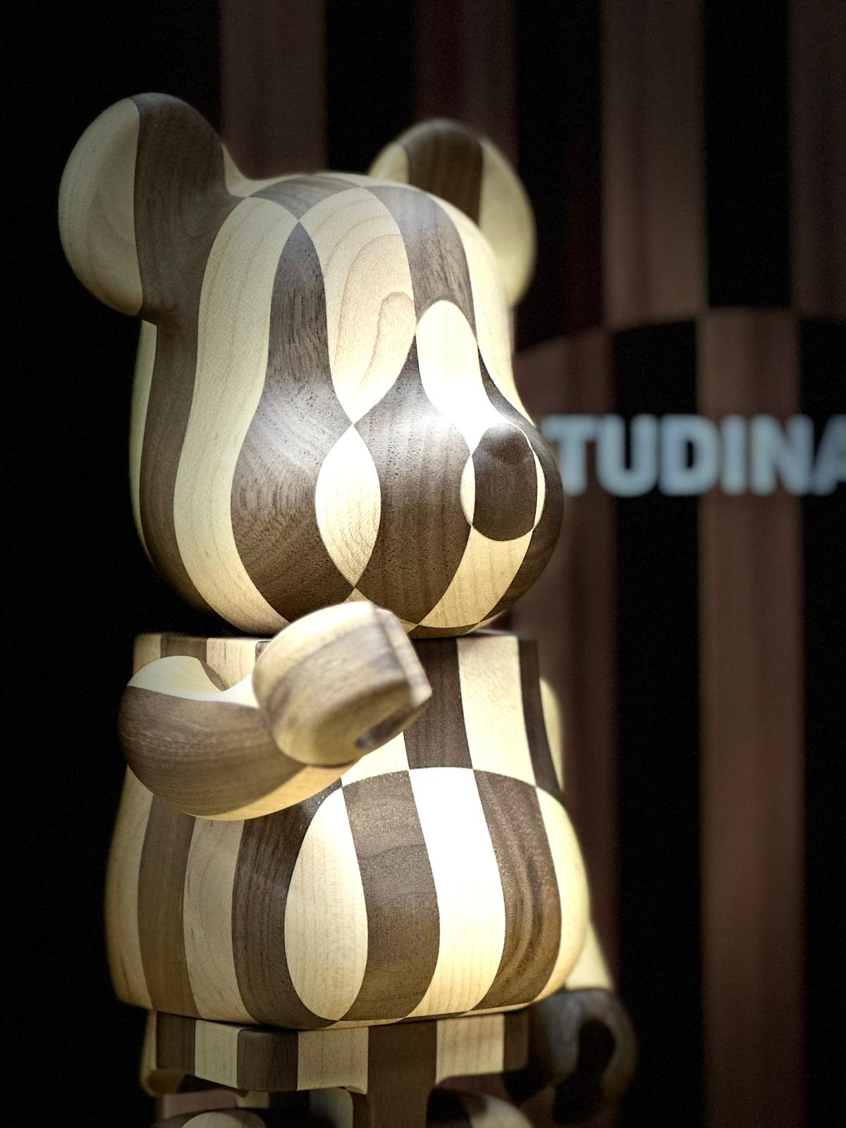 400% Be@rbrick Karimoku Longitudinal Chess