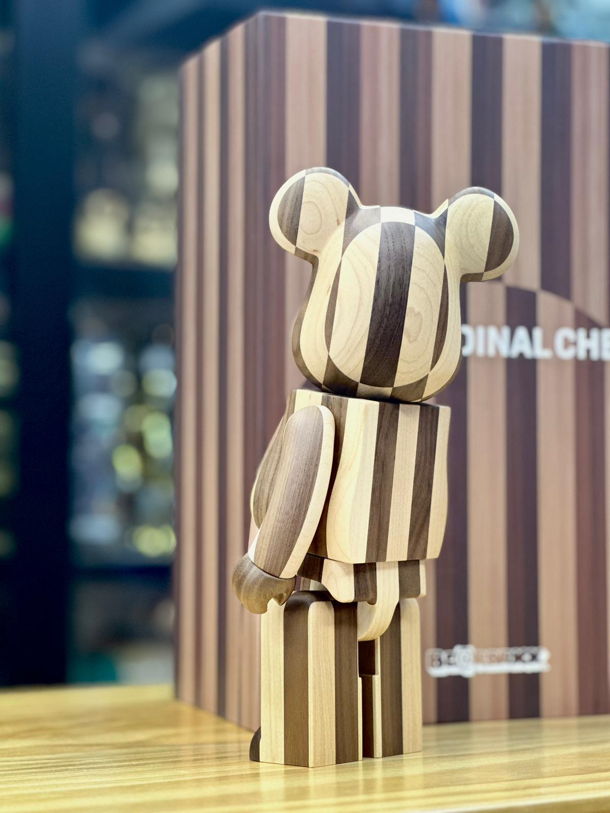 400% Be@rbrick Karimoku Longitudinal Chess