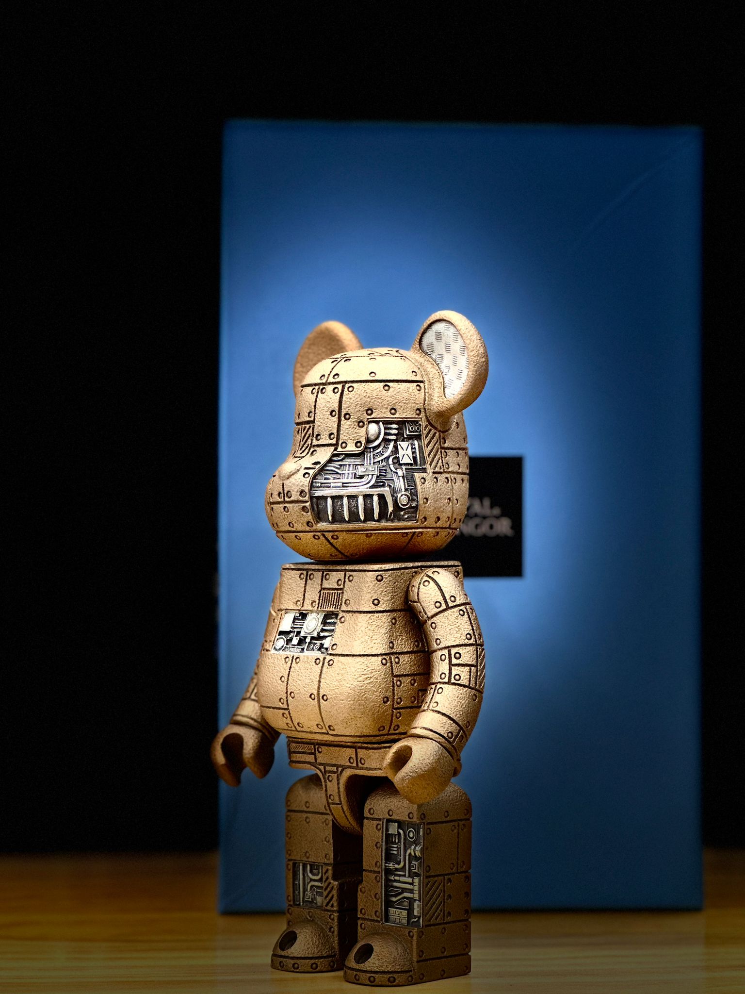 400% Be@rbrick Royal Selangor Steampunk Bronze