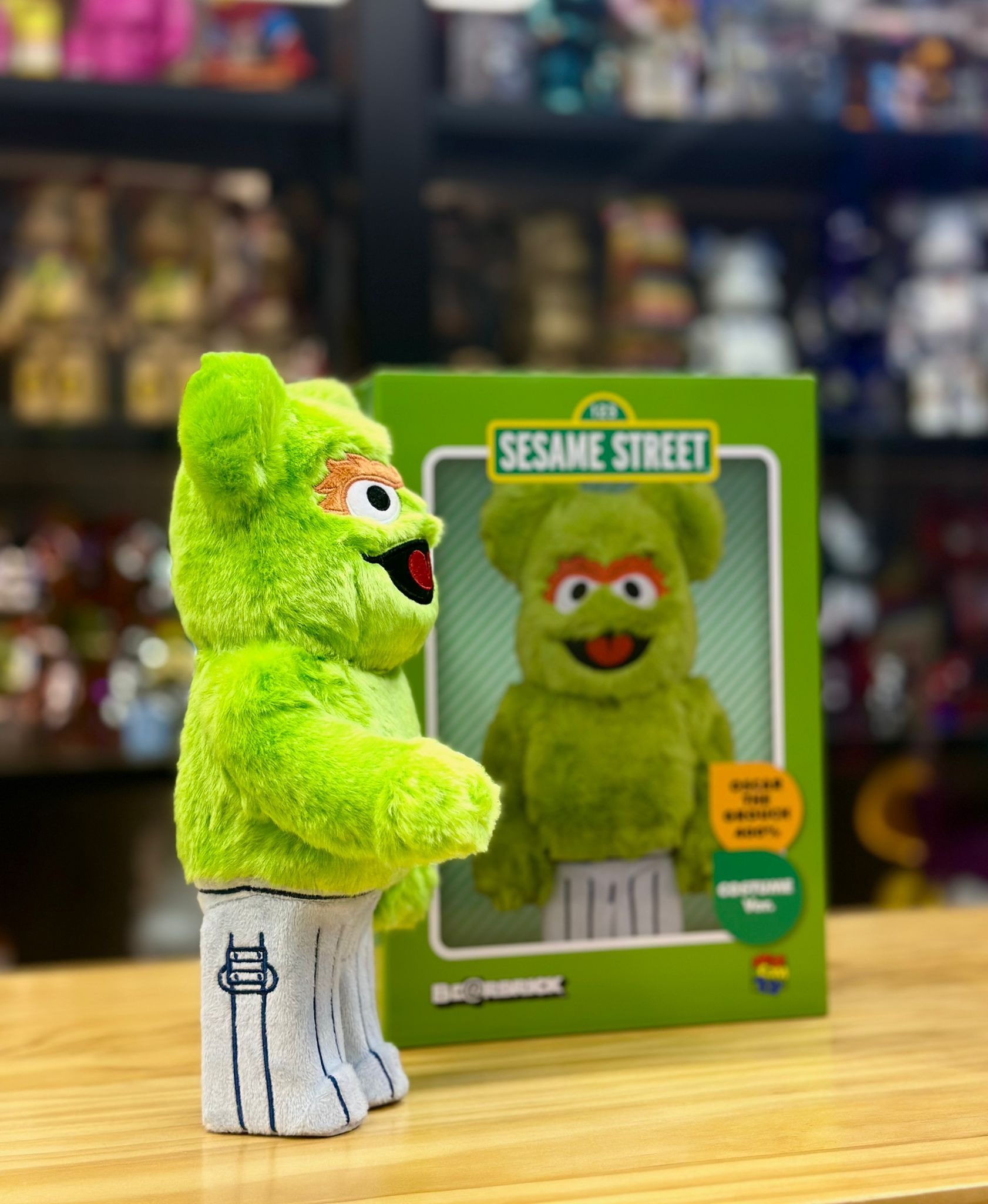 400％ Oscar The Grouch Costume Ver. – Madmaxtoys