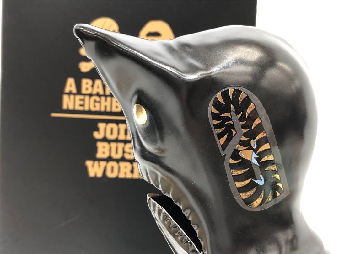 NEIGHBORHOOD x BAPE x SHARK INCENSEC HAMBER (Black x Gold)