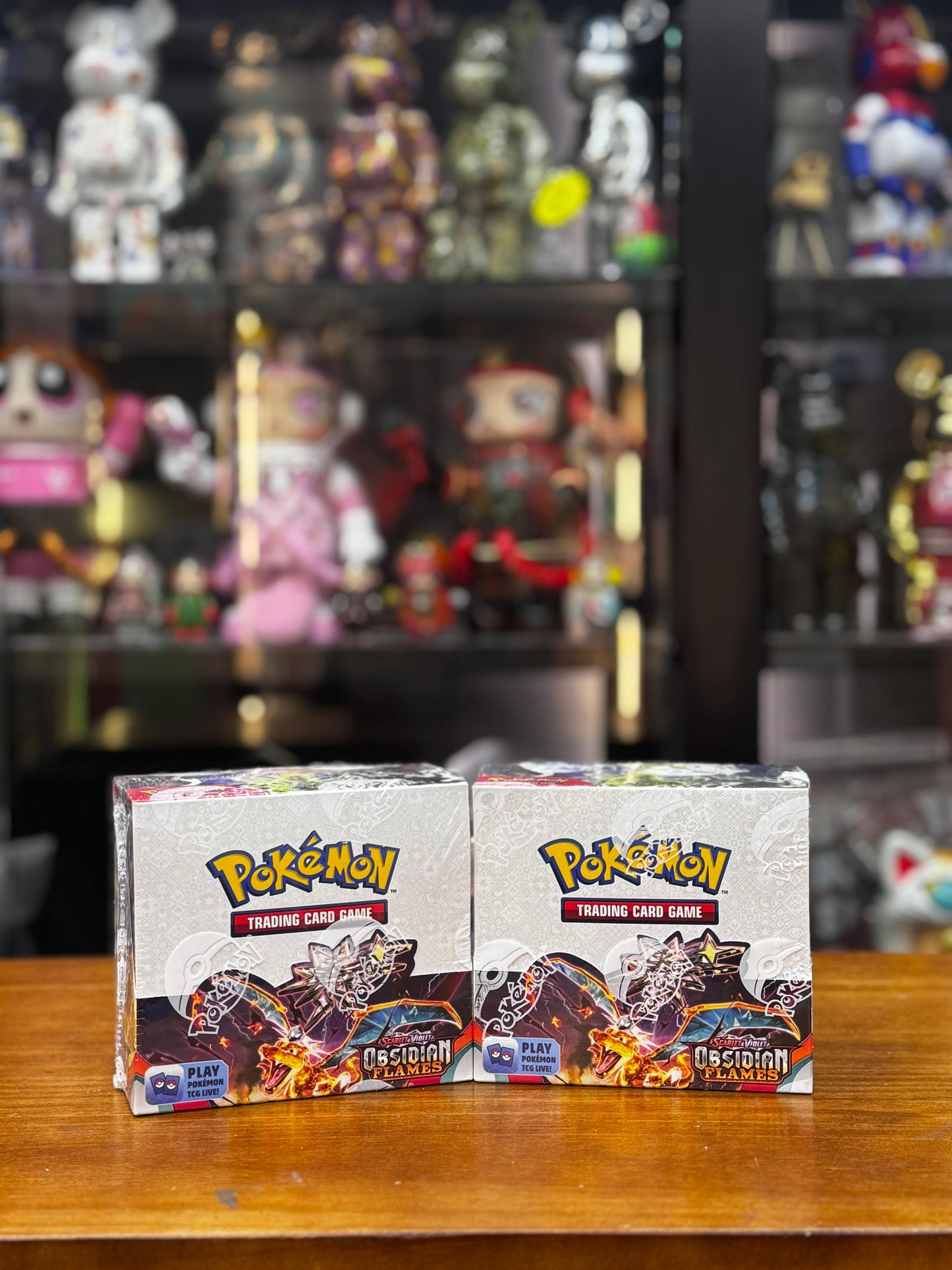 Pokémon TCG: Scarlet & Violet-Obsidian Flames Booster Display Box (36 Packs) SV3