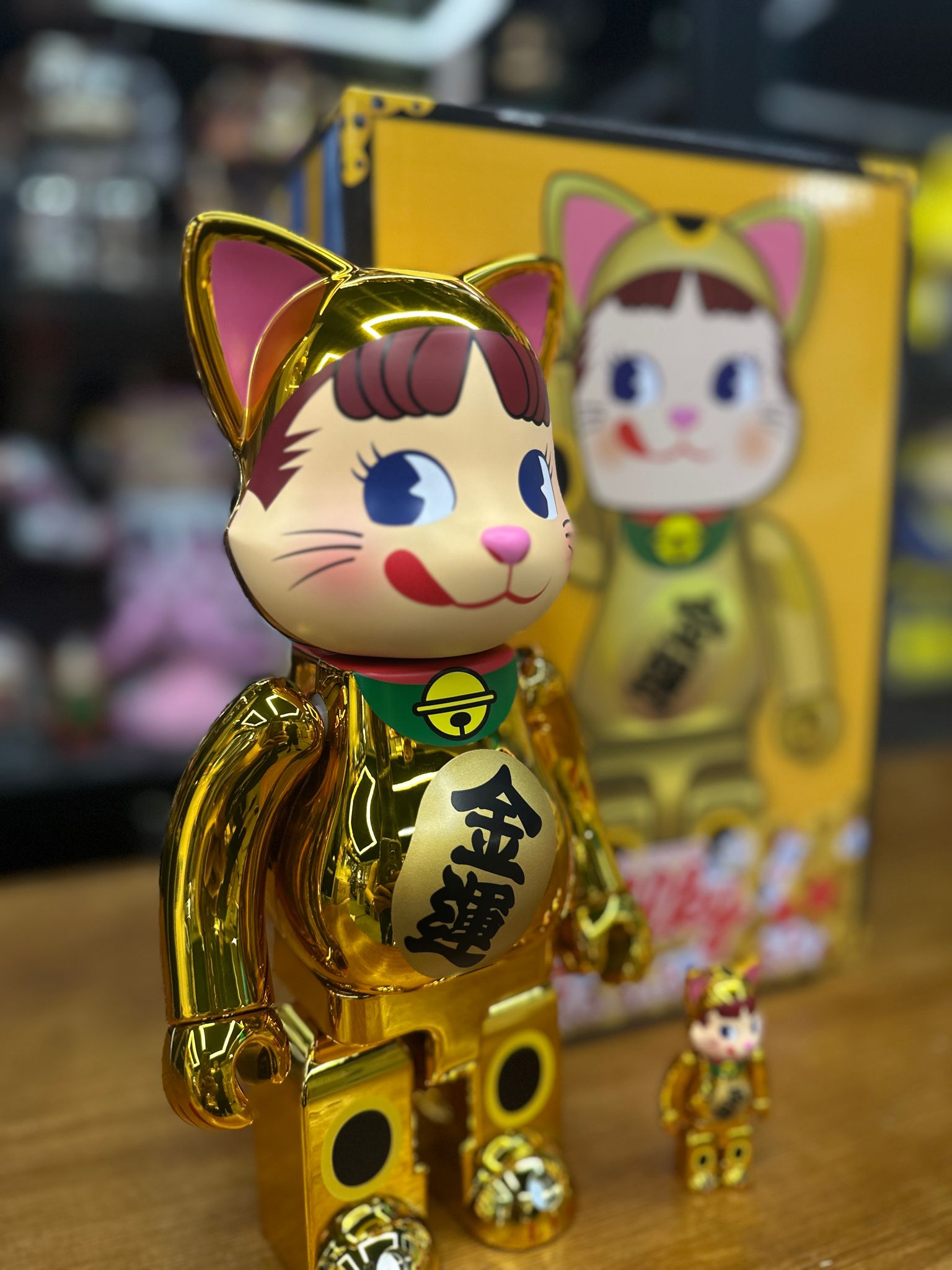 100％ & 400％ NY@BRICK 招き猫 ペコちゃん 金メッキ