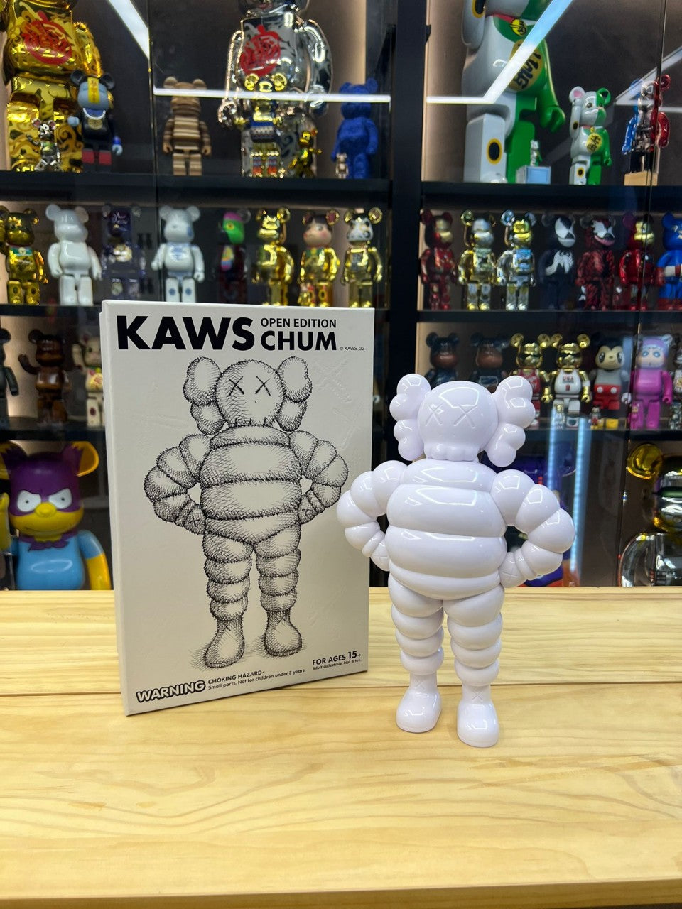 Kaws Chum White Open Edition © KAWS..22