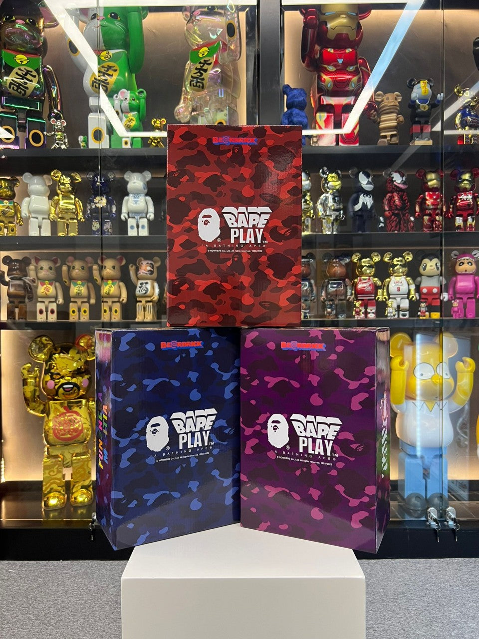 Set of 3 100+400% Be@rbrick Bape(R) Camo Tiger［Red／Purple／Blue］