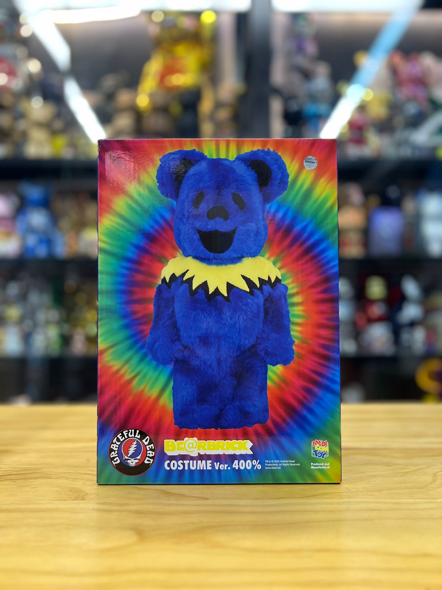 400% Bearbrick x Grateful Dead Dancing Bear Costume Ver. (Blue)