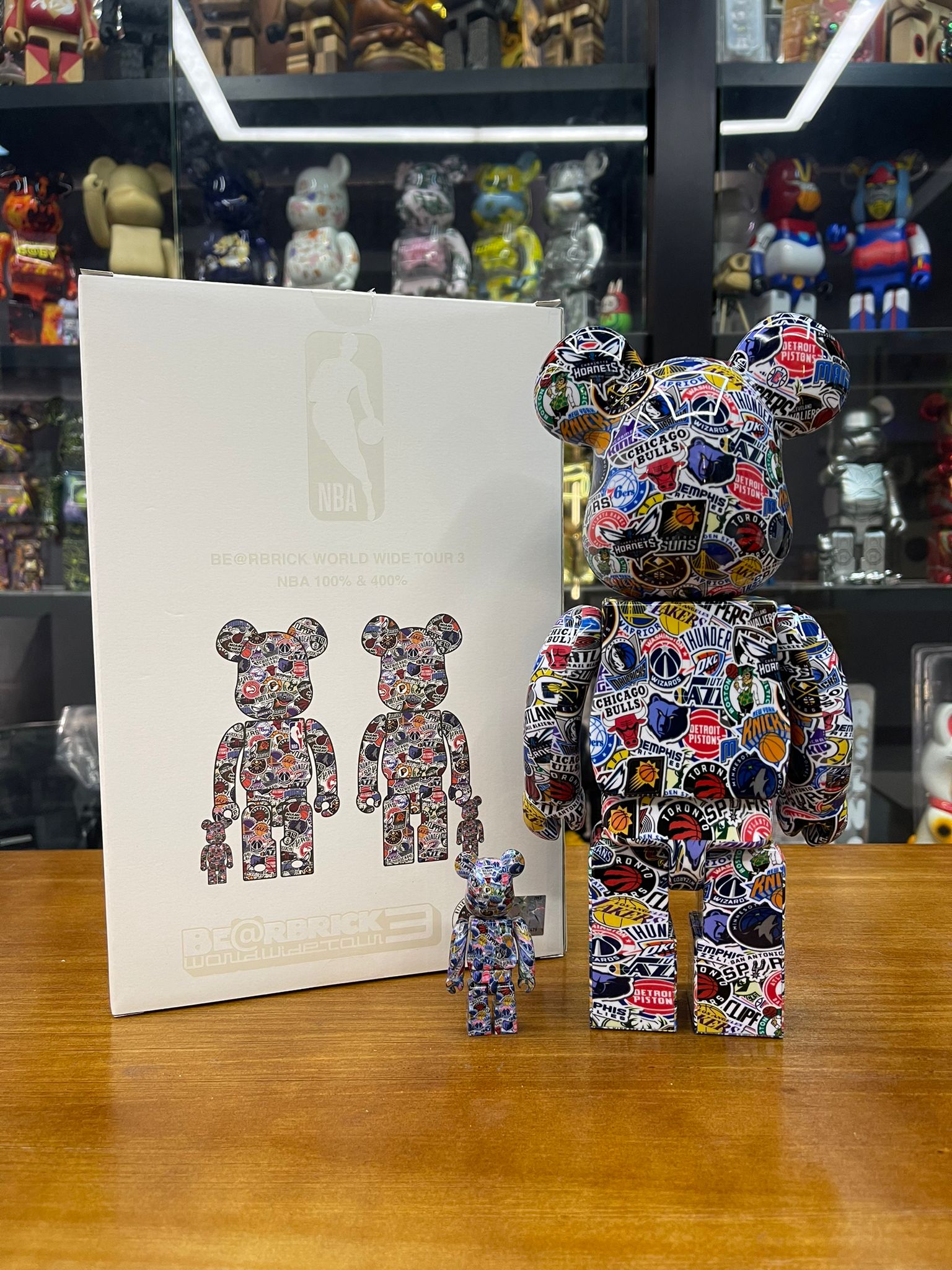 100％ & 400％ BE@RBRICK NBA