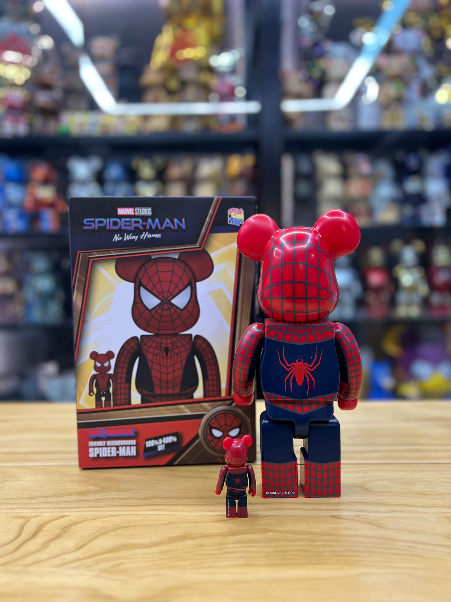 100％ & 400％ BE@RBRICK FRIENDLY NEIGHBORHOOD SPIDER-MAN